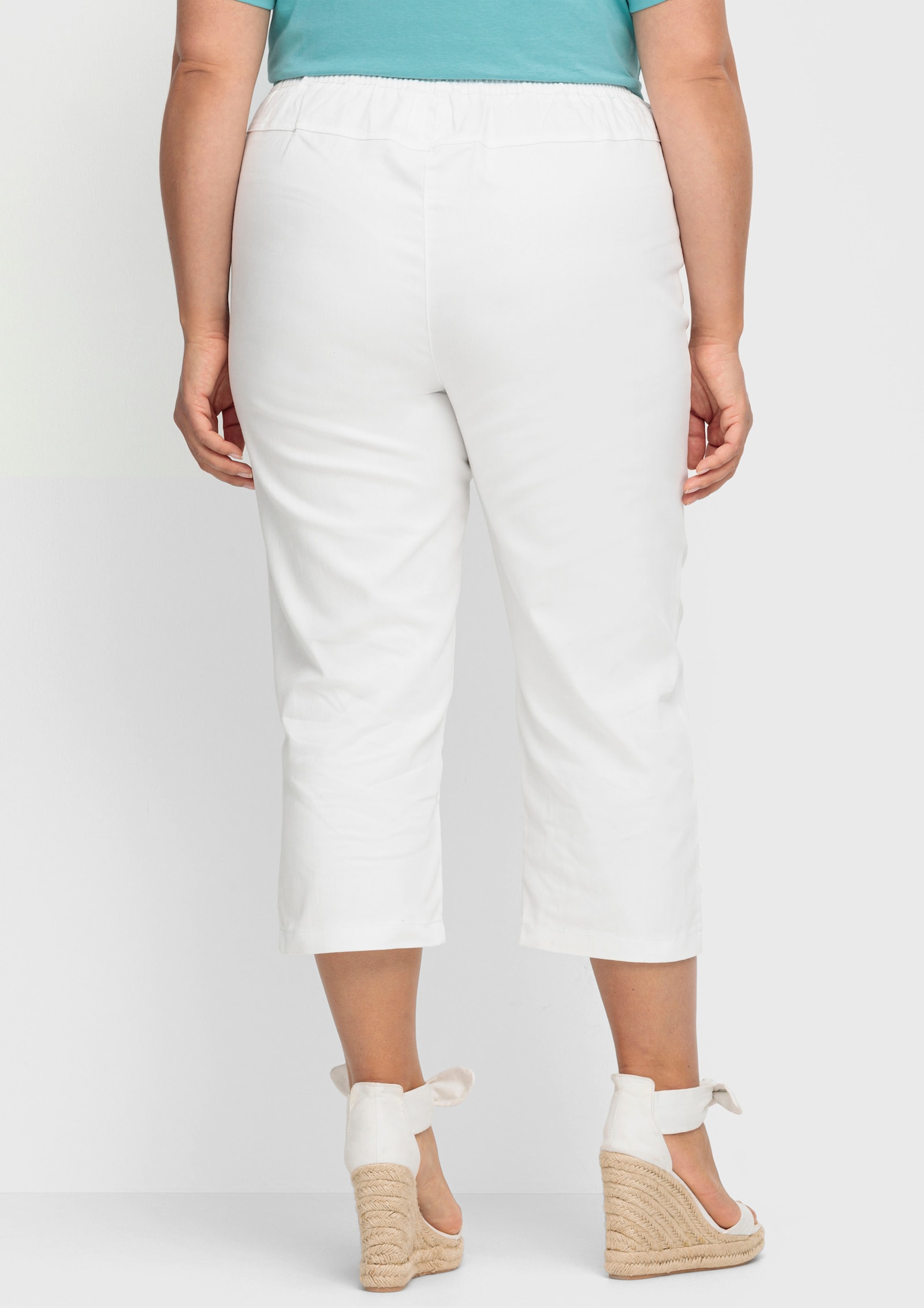 7/8-Jeans mit Zierriegel am Abschluss - weiß