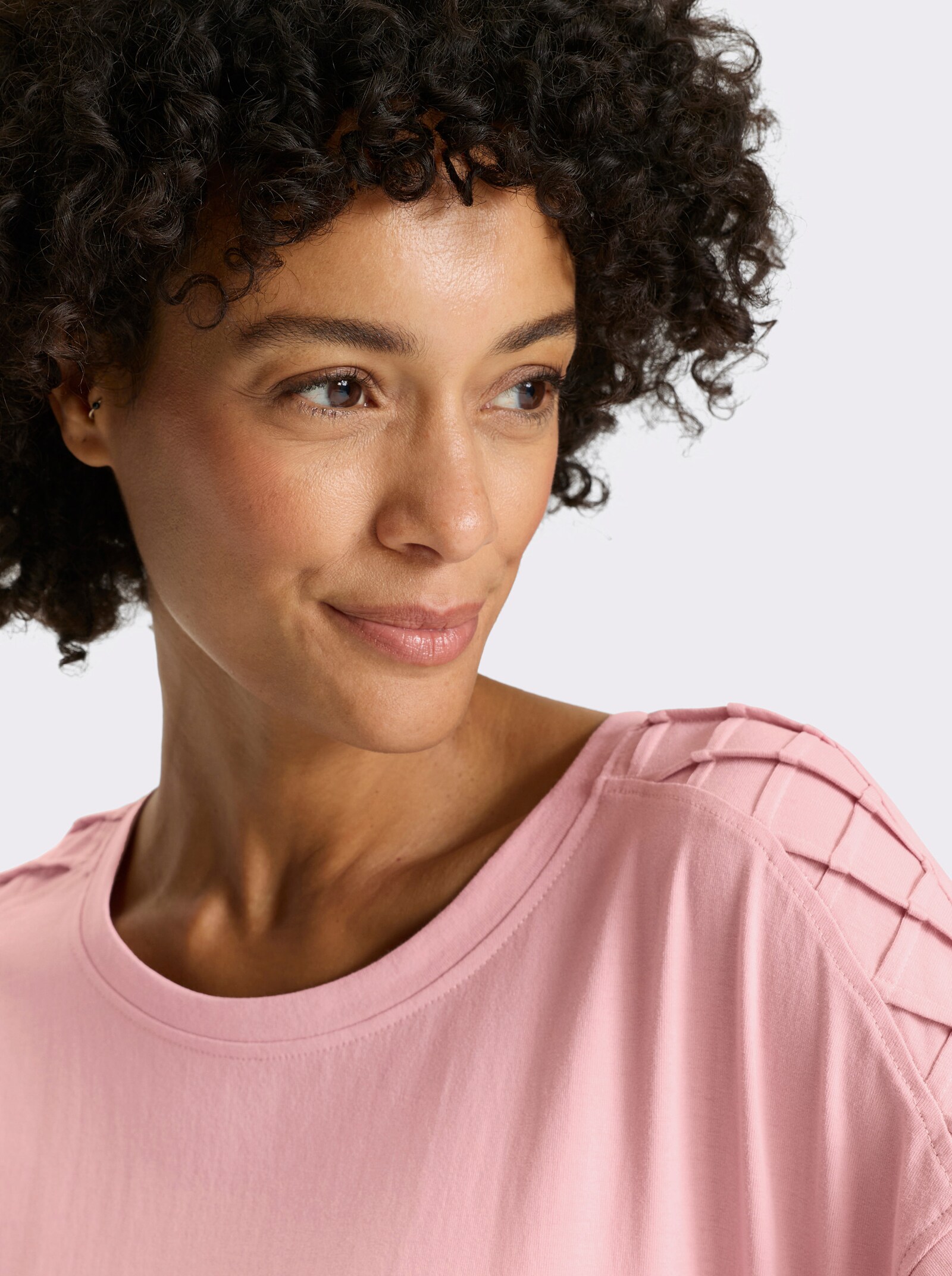 Rundhalsshirt mit Rautensteppung - rosé