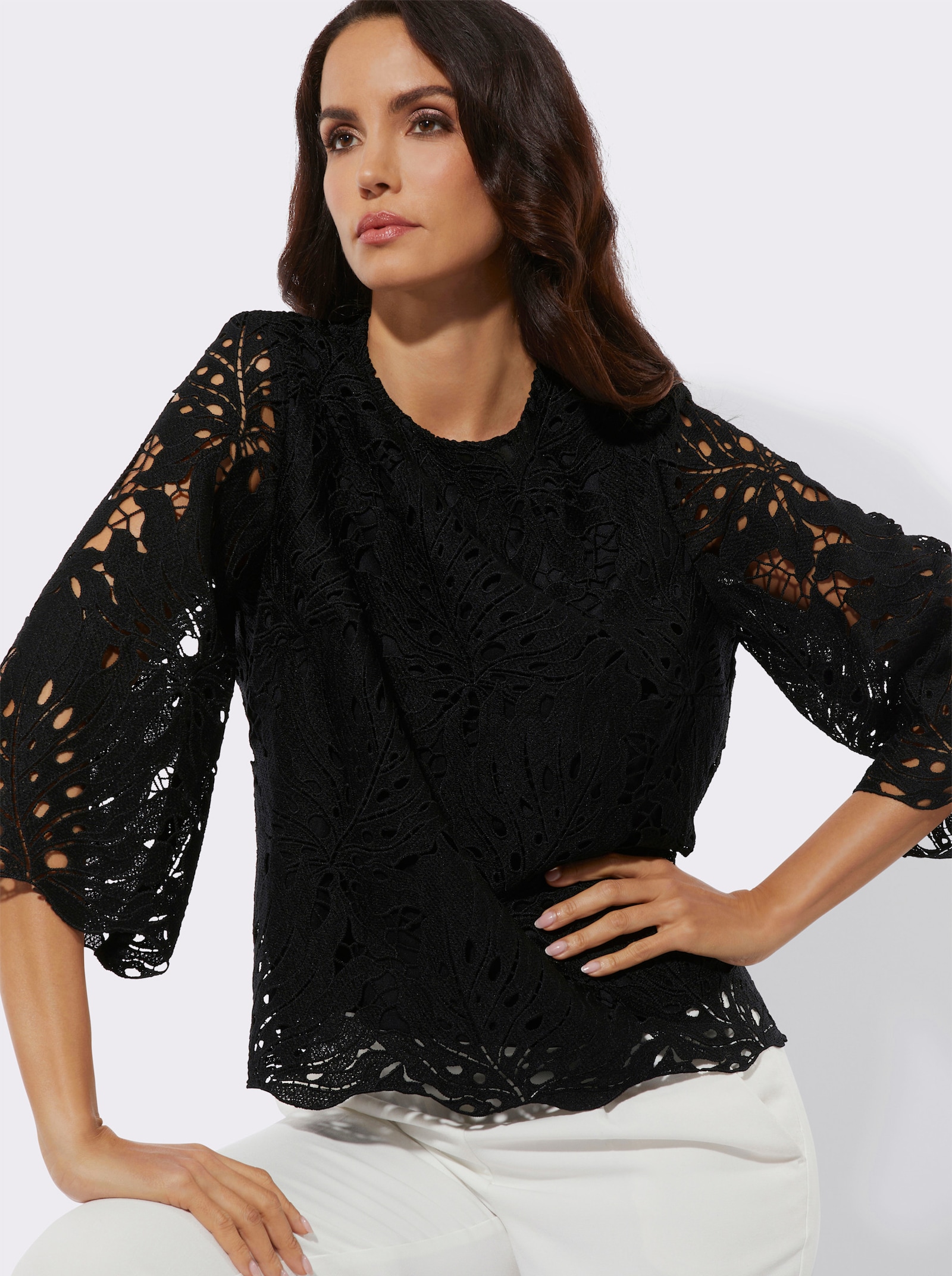 Spitzenbluse mit leicht ausgestellten Ärmeln - schwarz