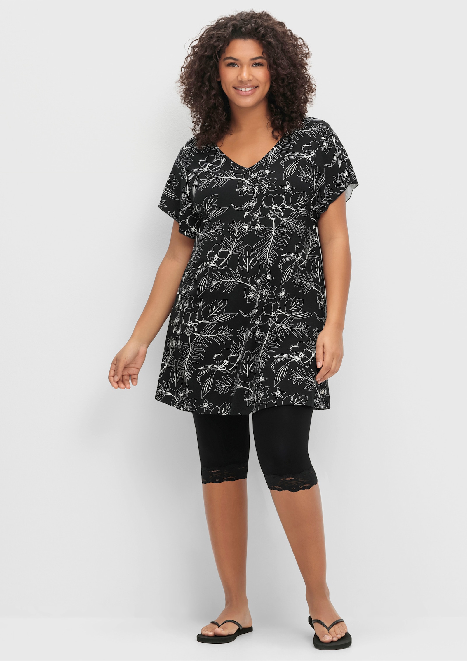 sheego Shirt und Leggings im Set - schwarz-weiß