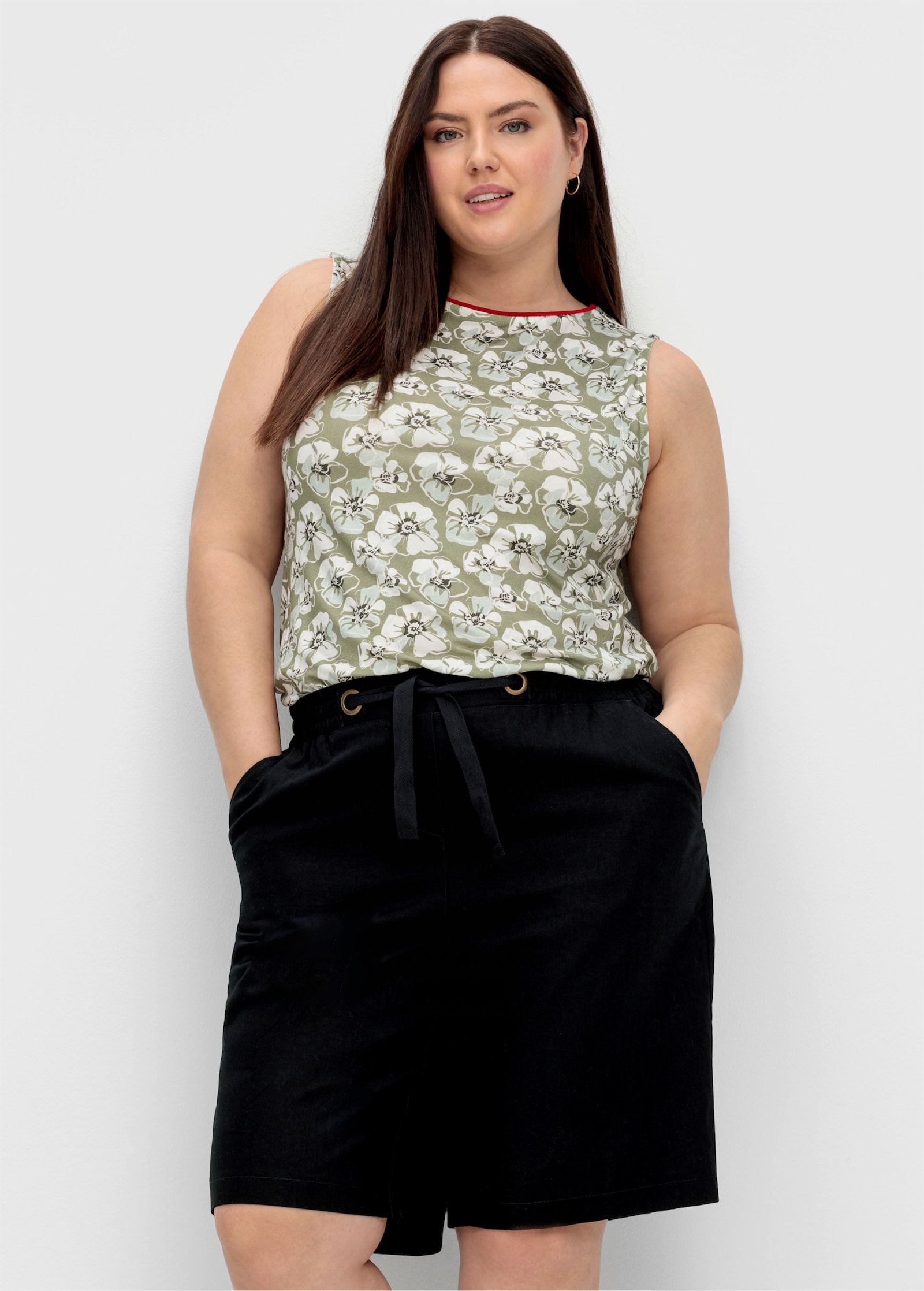 sheego Bermudas im Leinen-Mix, mit Gummibund - schwarz