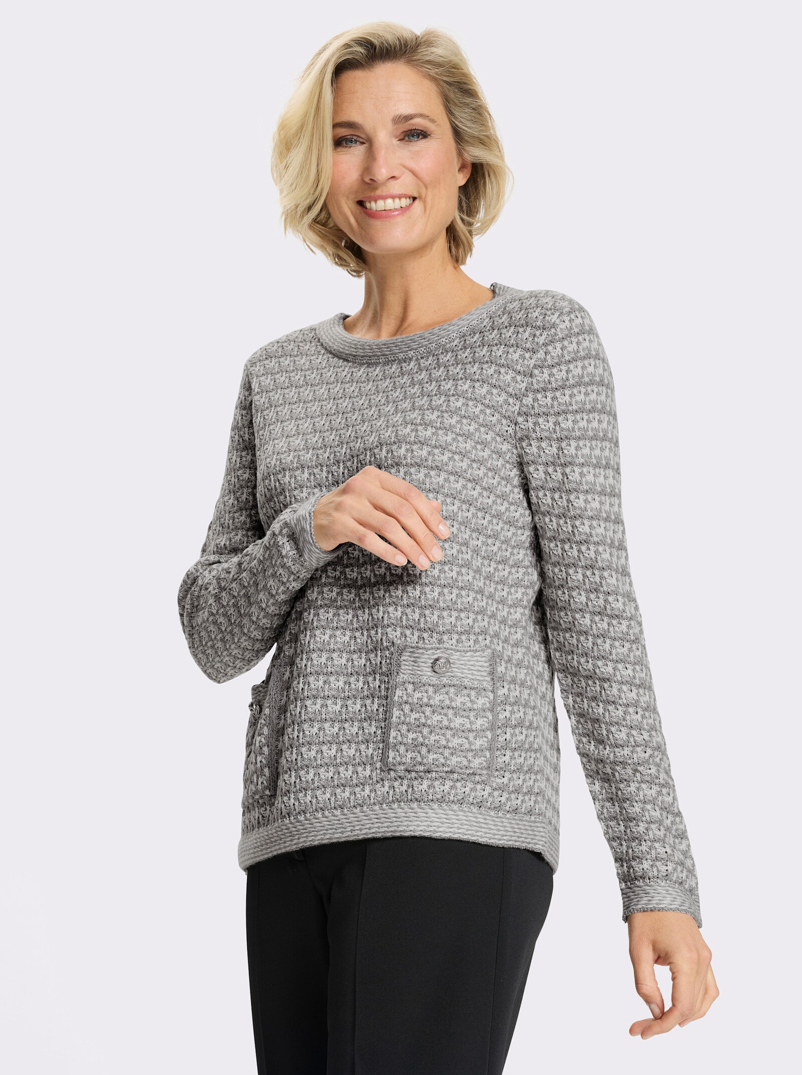 Rundhalspullover mit aufgesetzten Taschen - steingrau-ecru-gemustert