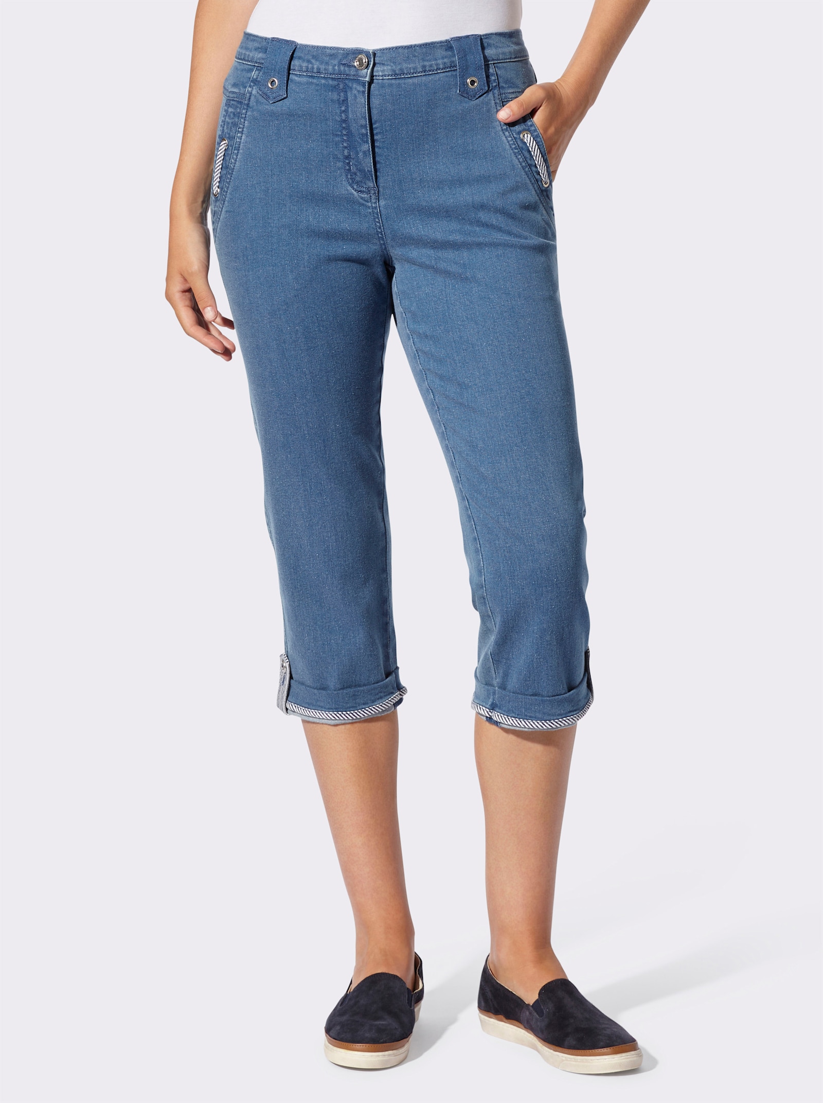 Caprijeans mit seitlichem Dehnbund - blue-bleached