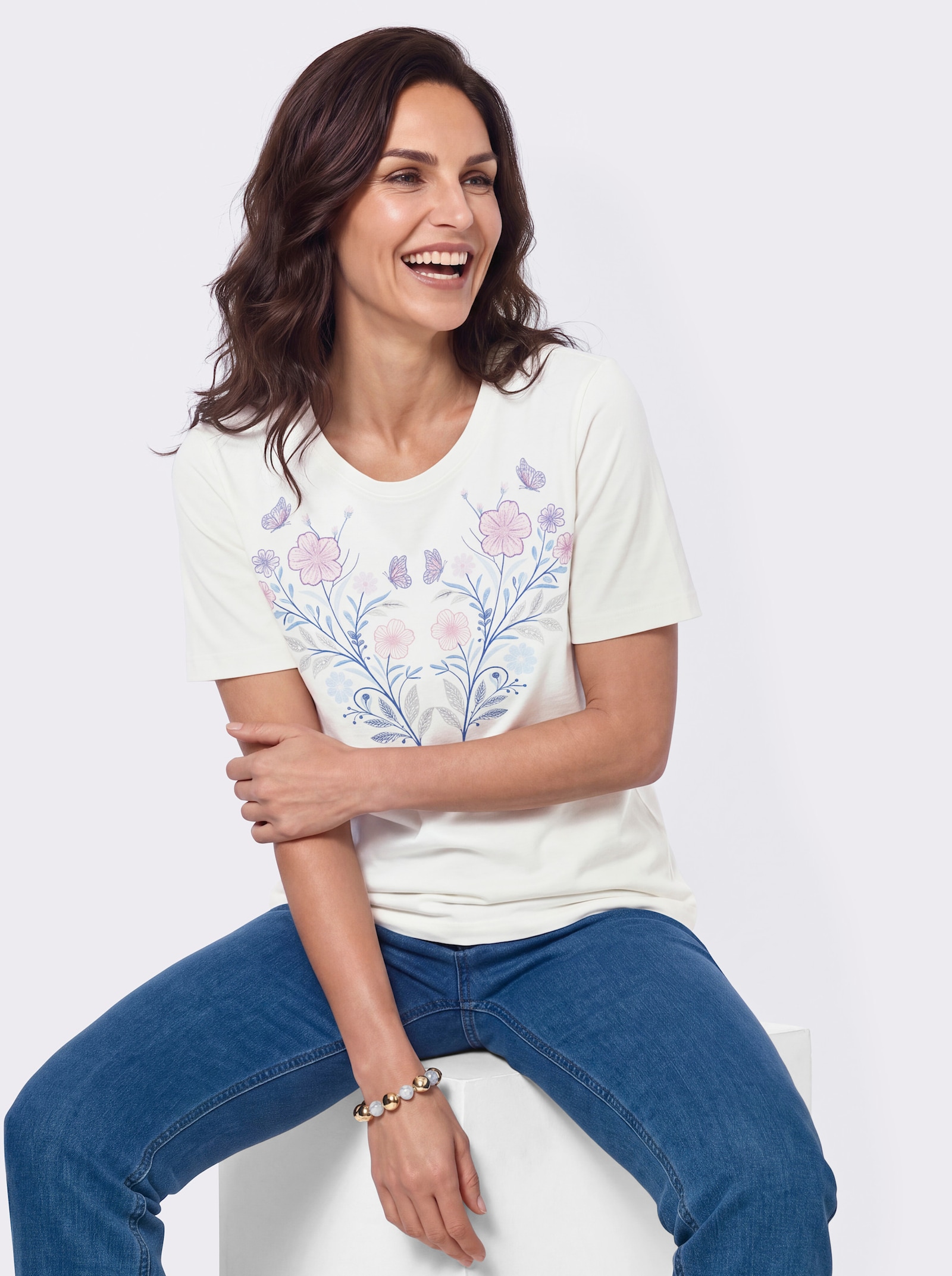 Kurzarmshirt mit Blüten- und Schmetterlingsmotiv - ecru