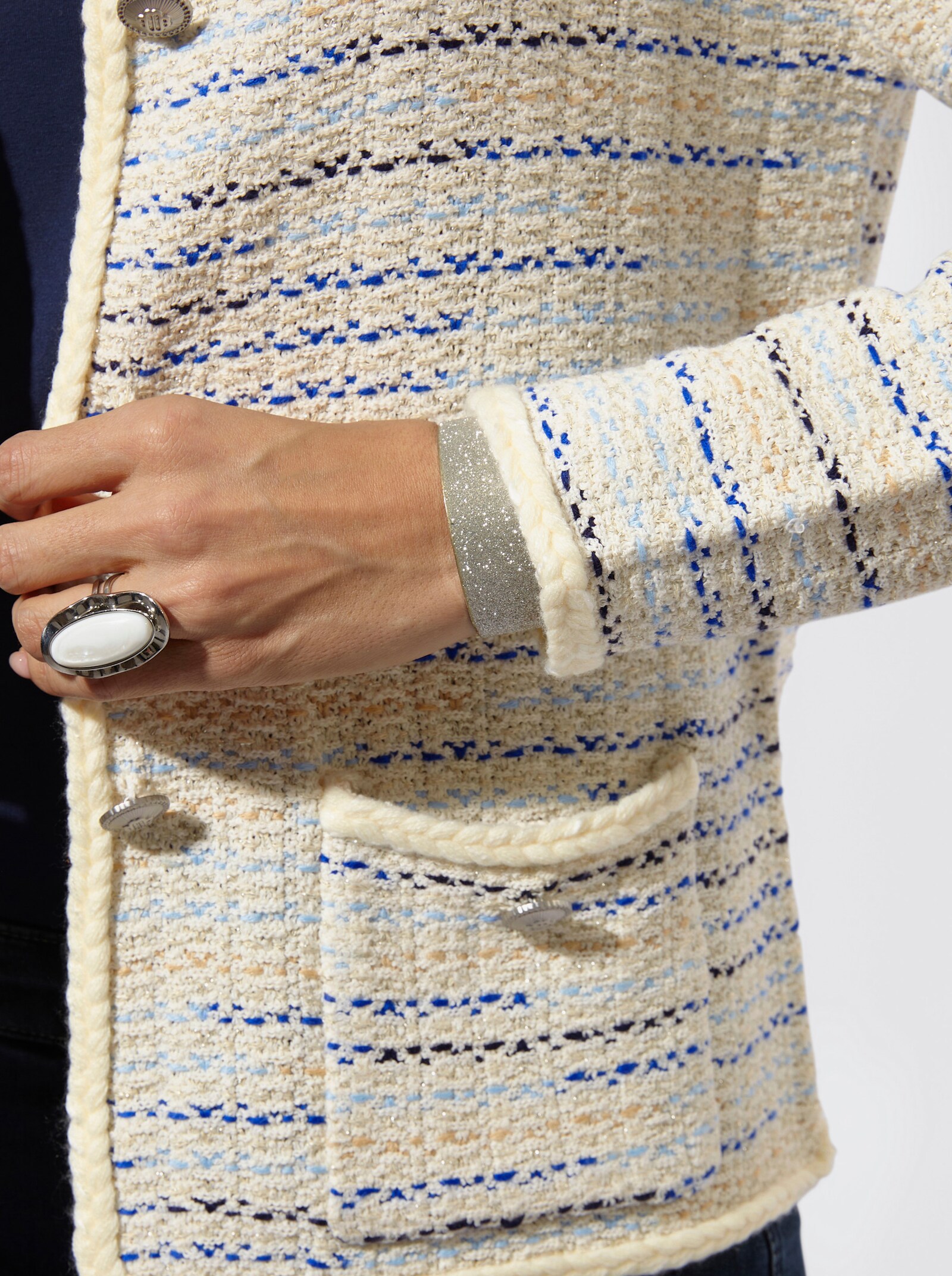 Cardigan in Bouclé-Optik - champagner-marine-meliert