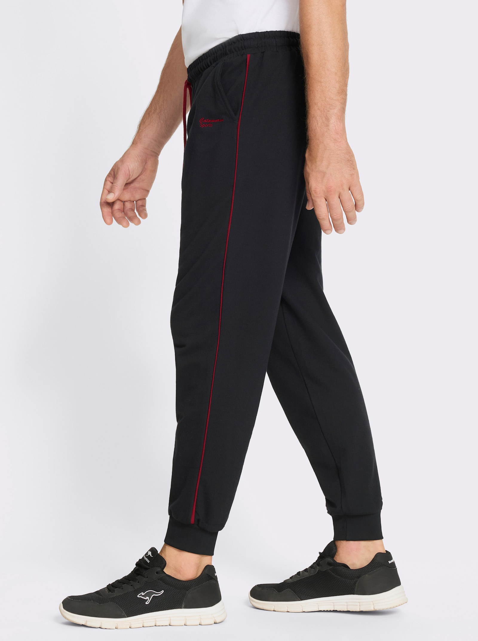 Catamaran Sports Sweathose mit seitlicher Paspel - schwarz-kirsche