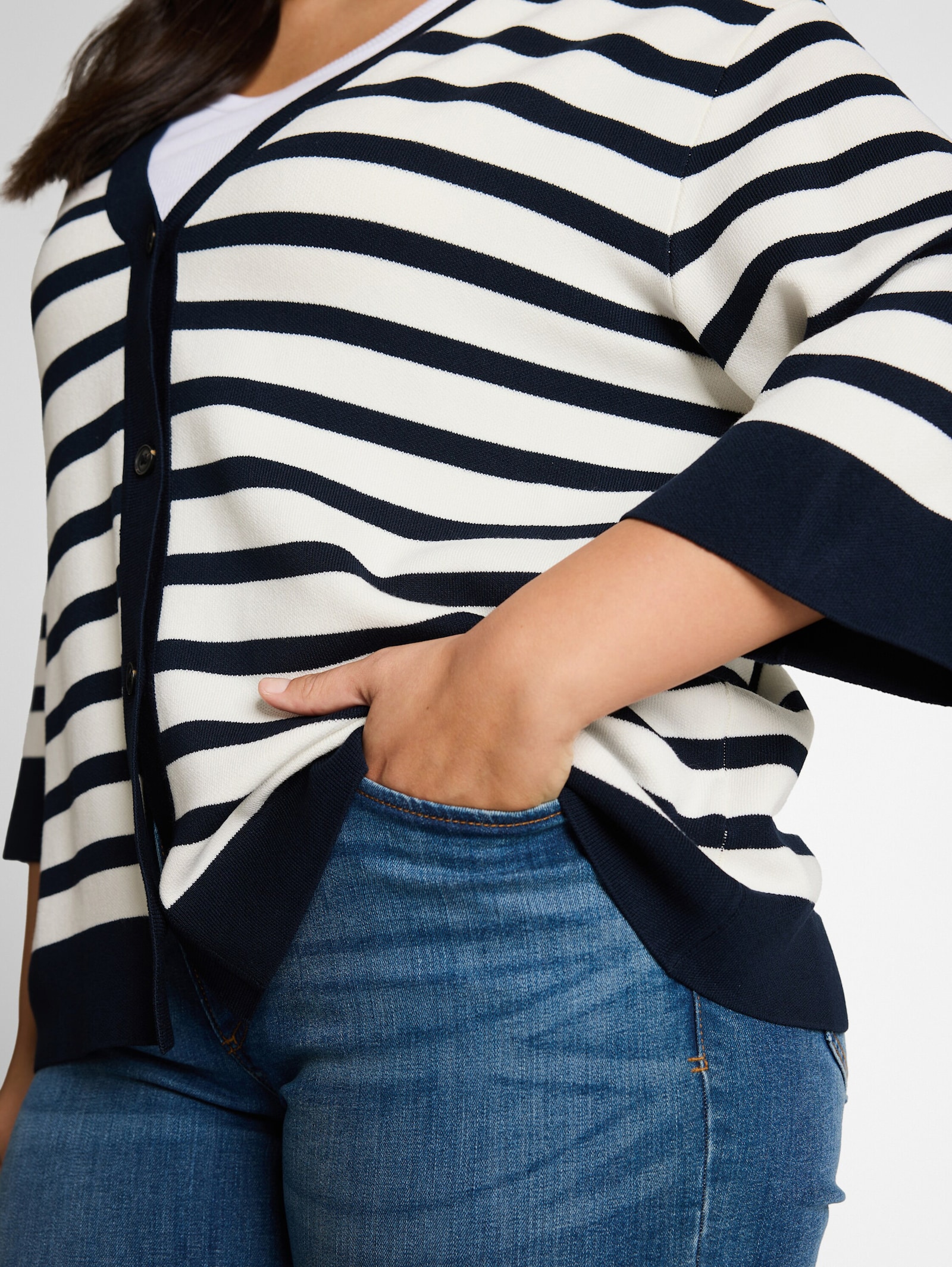 Cardigan - white sky blue knit stripe