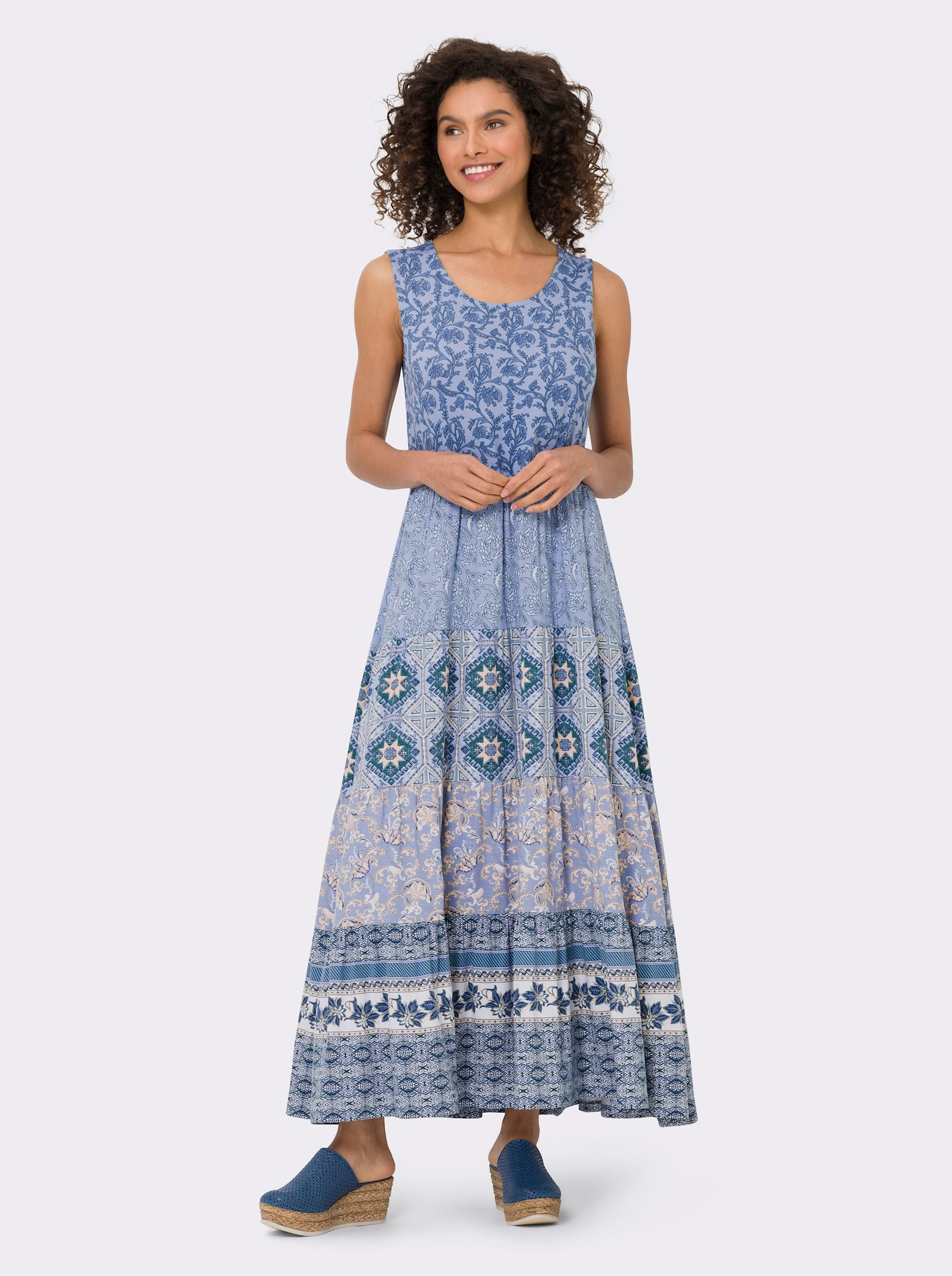 heine Jerseykleid mit ausgestelltem Rockteil - jeansblau-bleu-bedruckt