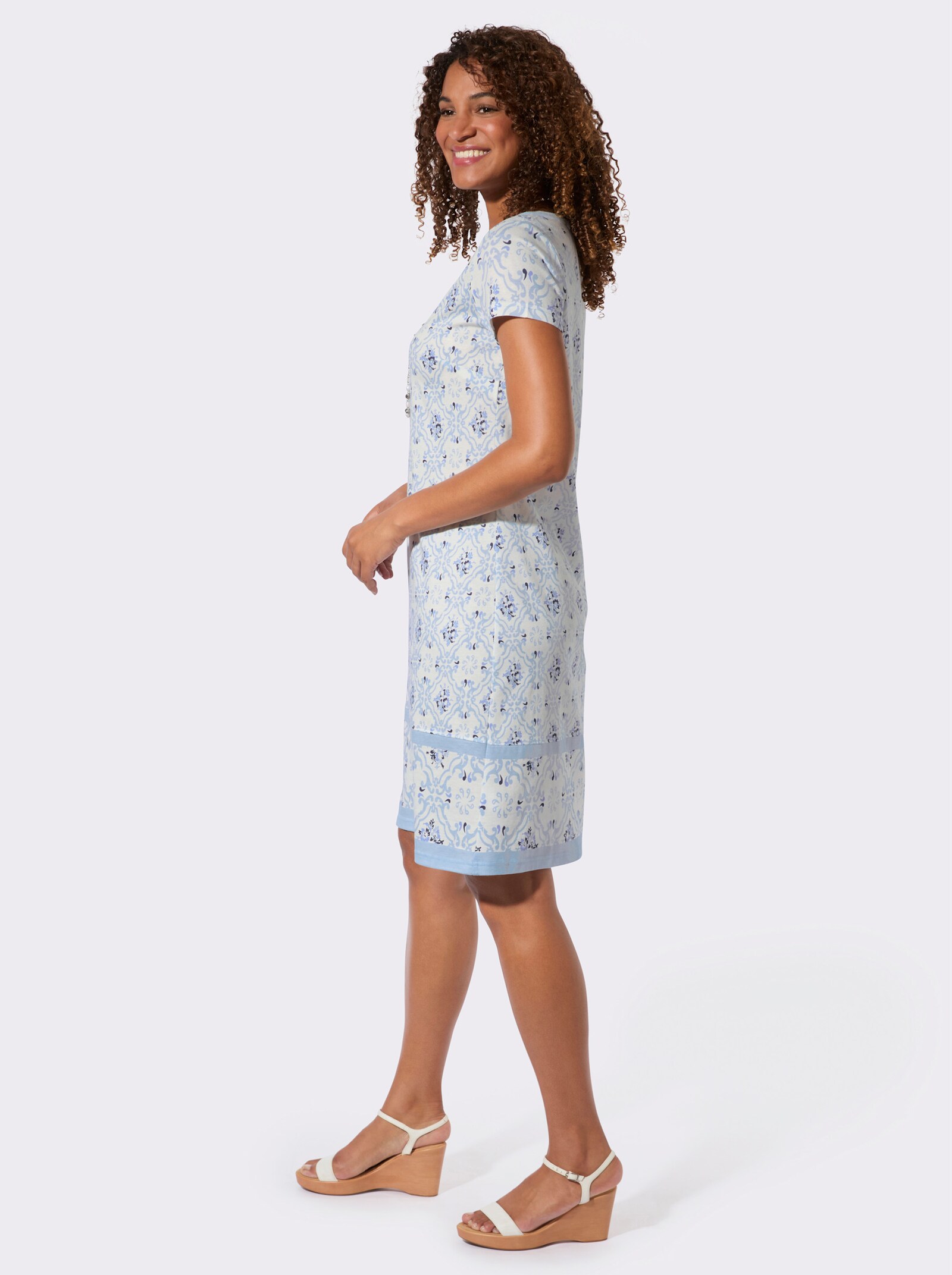 Jerseykleid in dezenter A-Form - ecru-dunkelblau-bedruckt