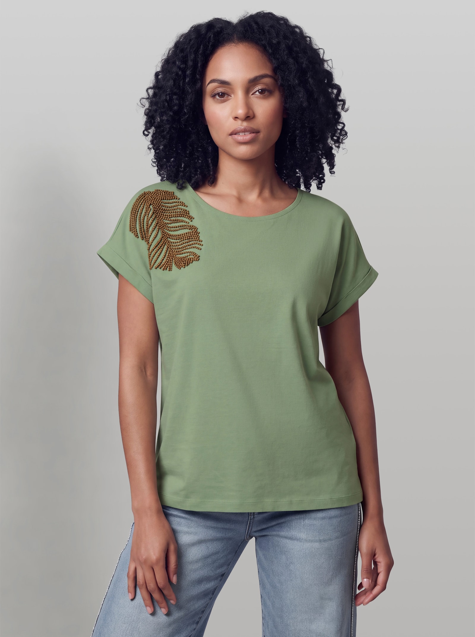 heine T-Shirt mit Zierperlen - eucalyptus