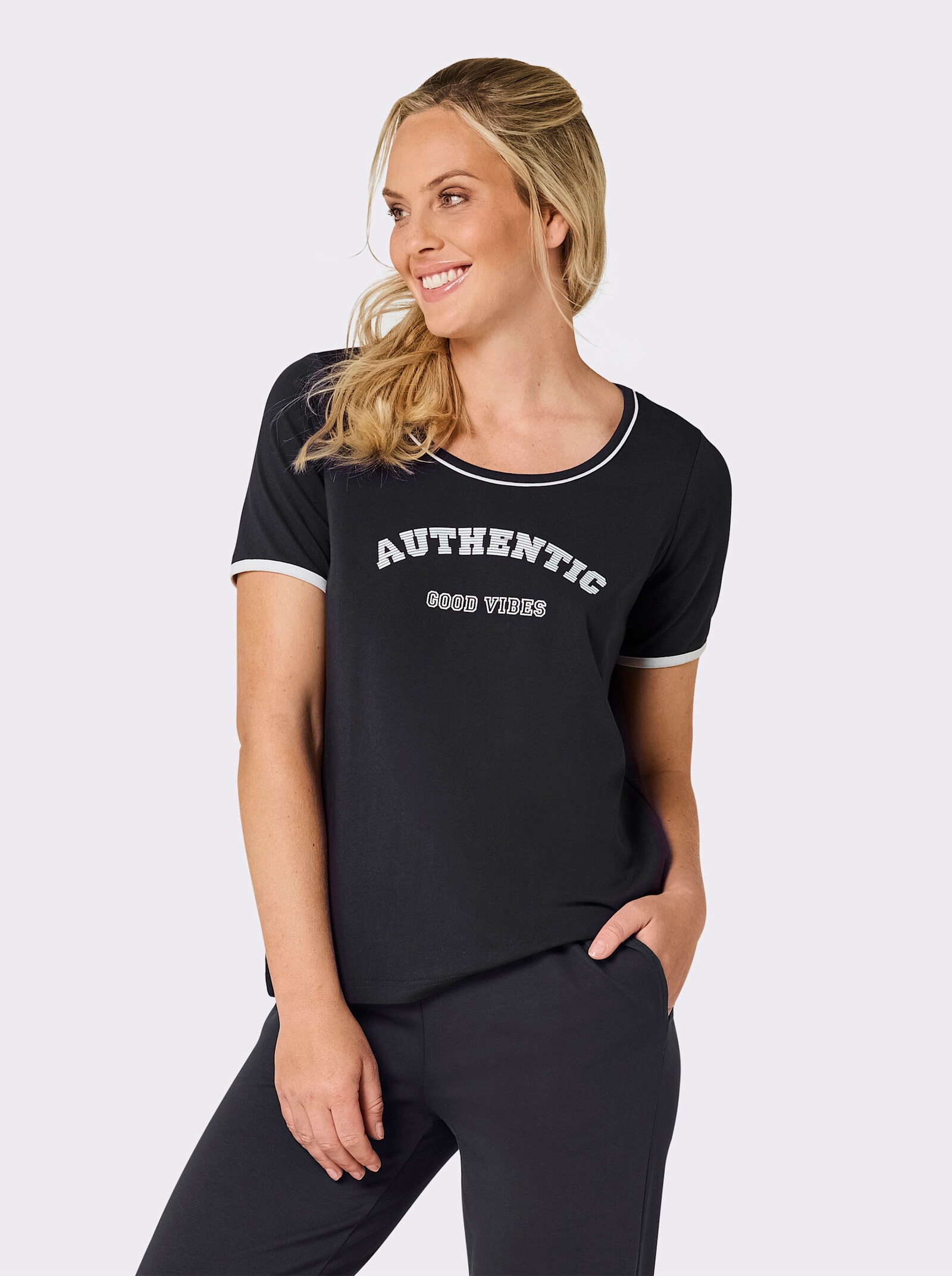 feel good Kurzarmshirt mit Schriftzug - schwarz-weiß