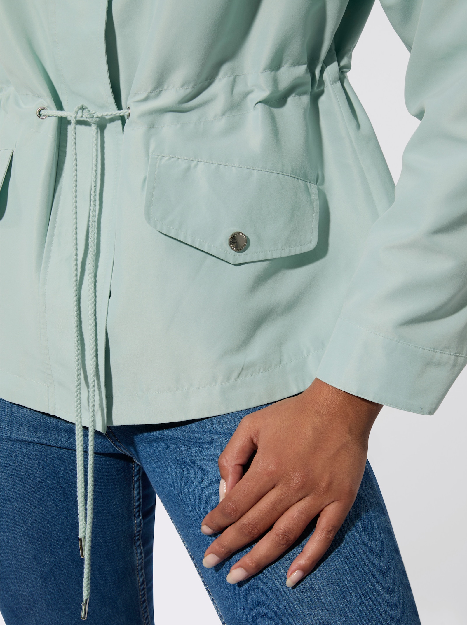 Jacke mit Gehschlitz hinten - kalkmint