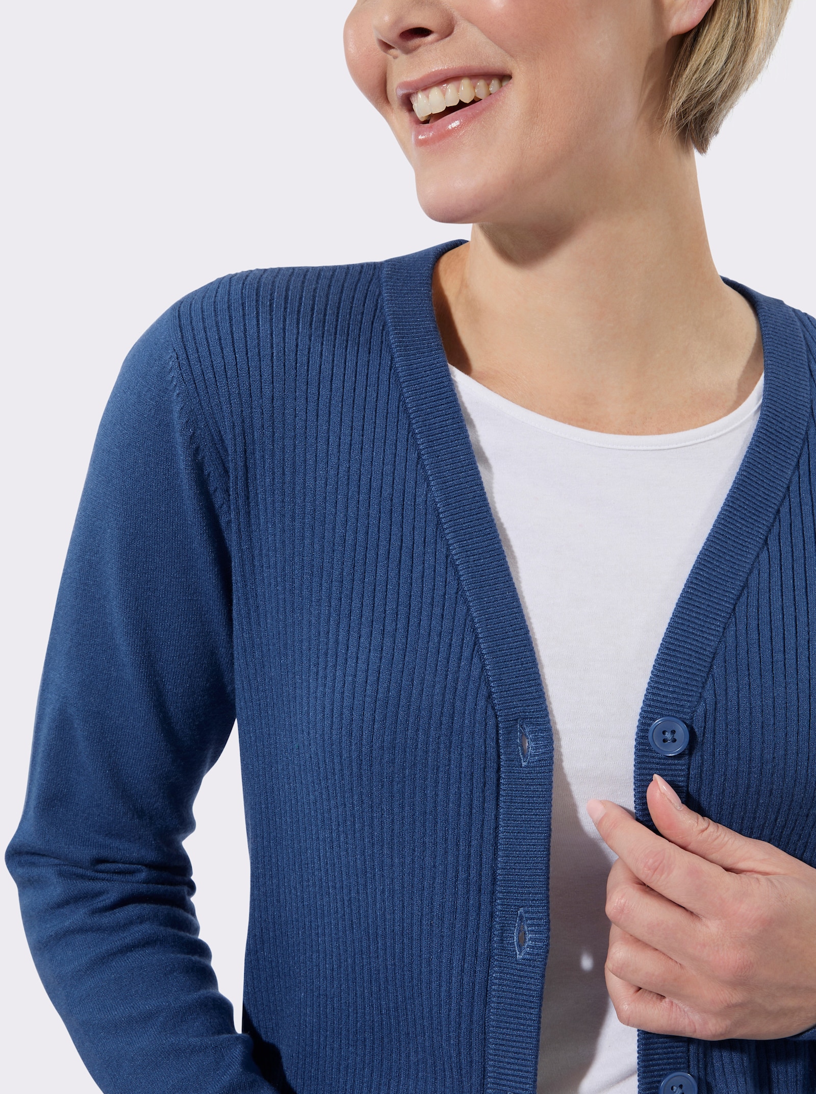 Strickjacke mit V-Ausschnitt - jeansblau