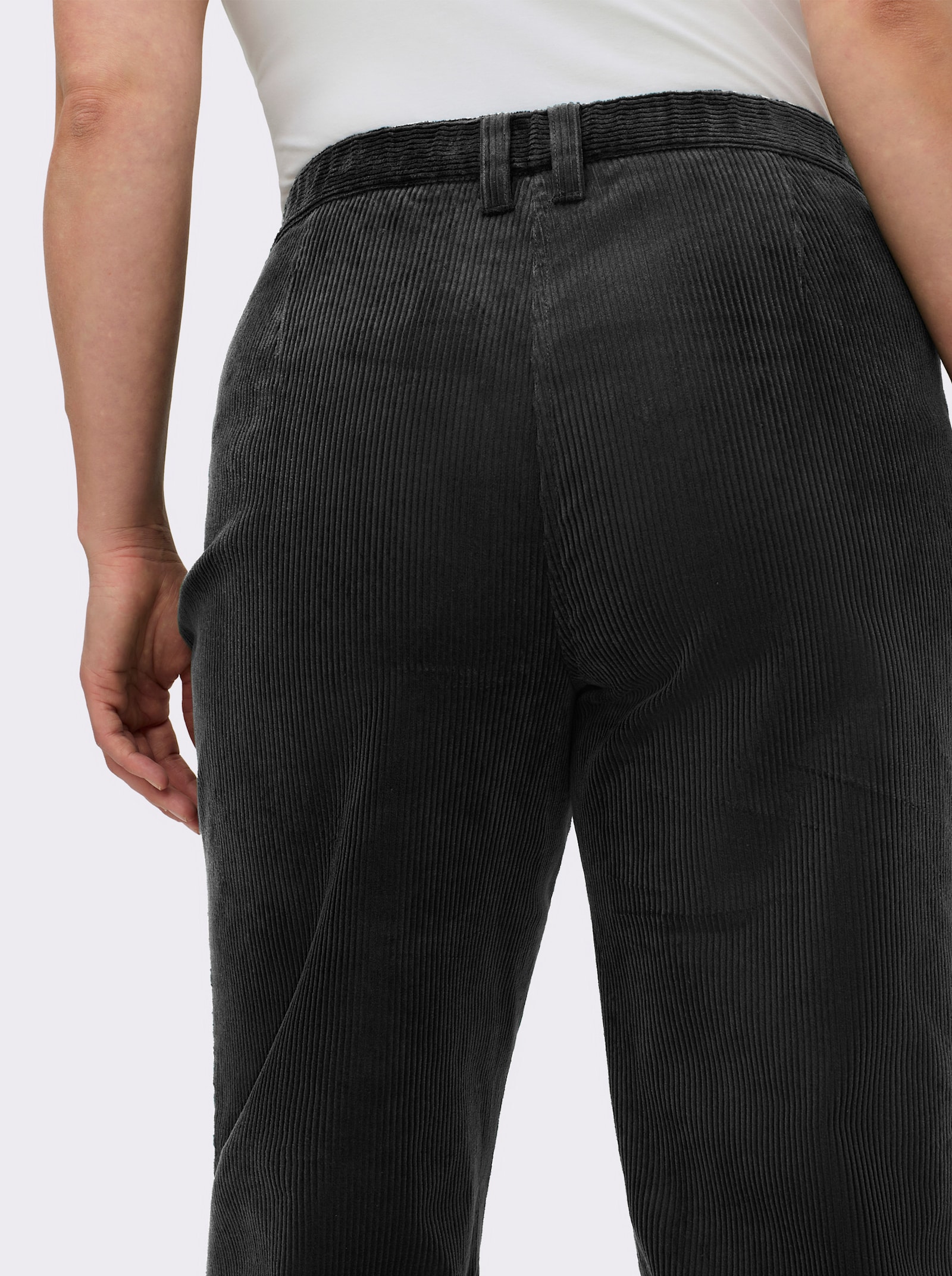 sheego Cordhose mit geradem Bein - schwarz