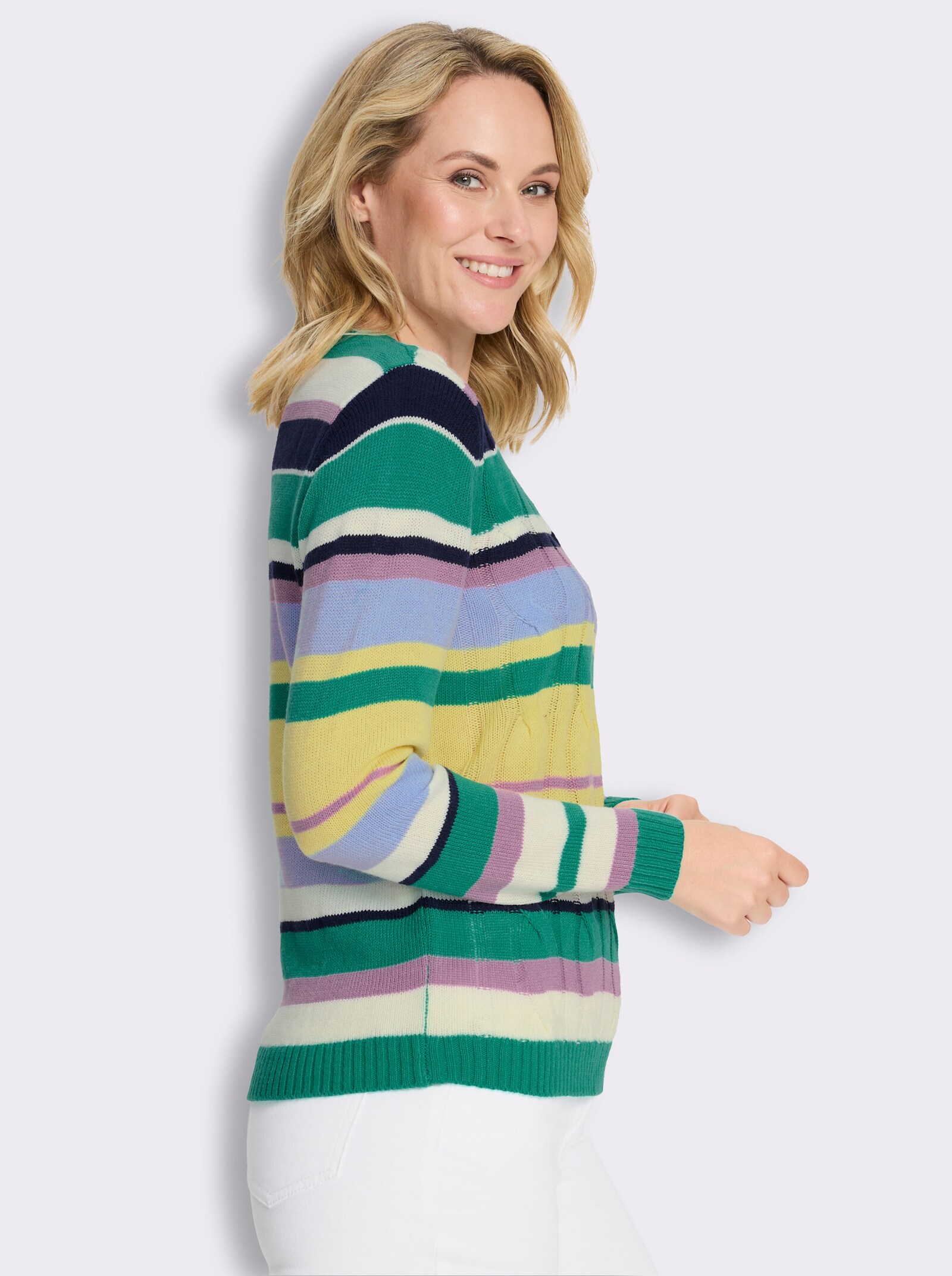 Pullover mit Zopf- und Streifenmuster - smaragd-ecru-geringelt