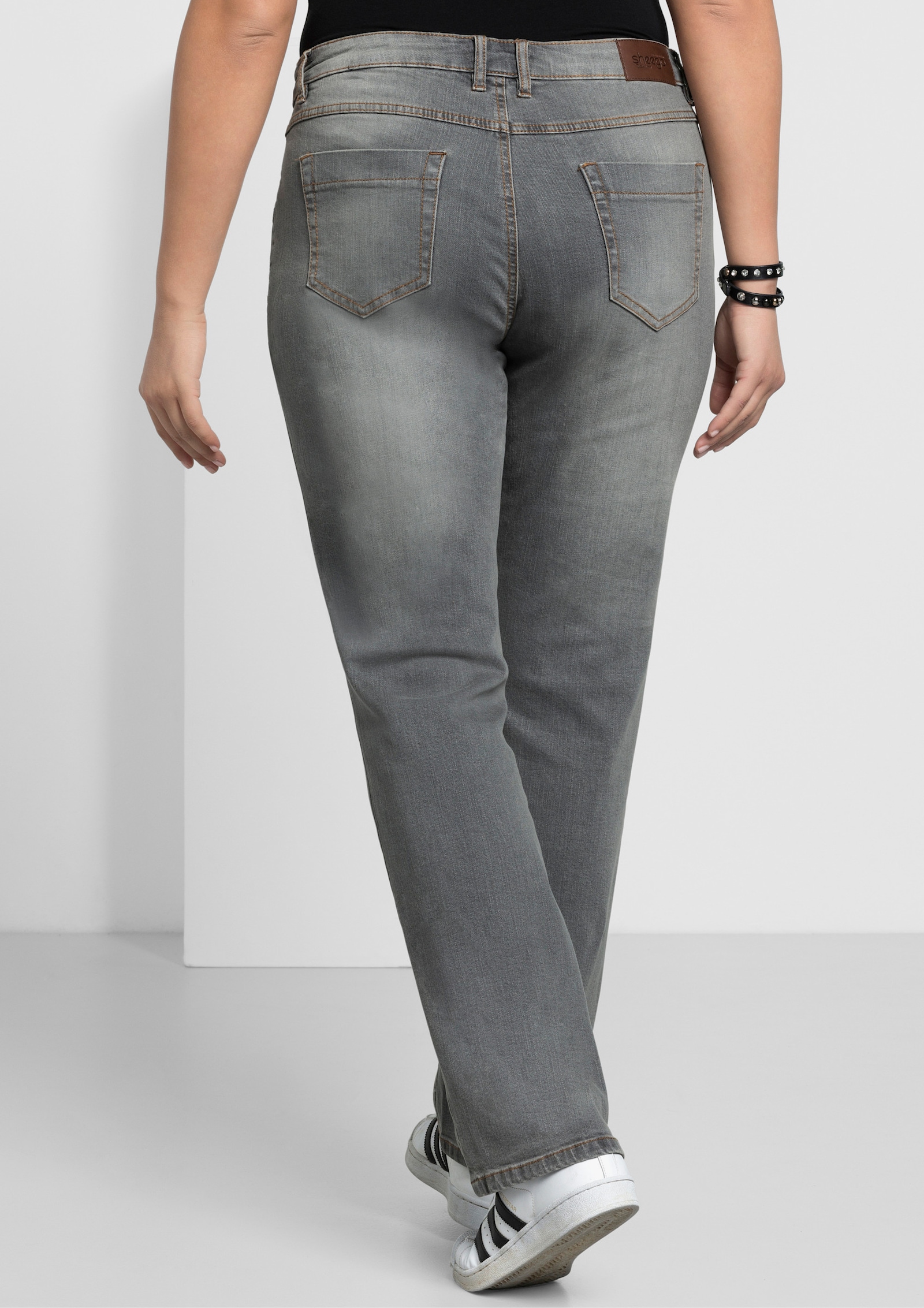 sheego Gerade Jeans mit Used-Effekten - grey denim