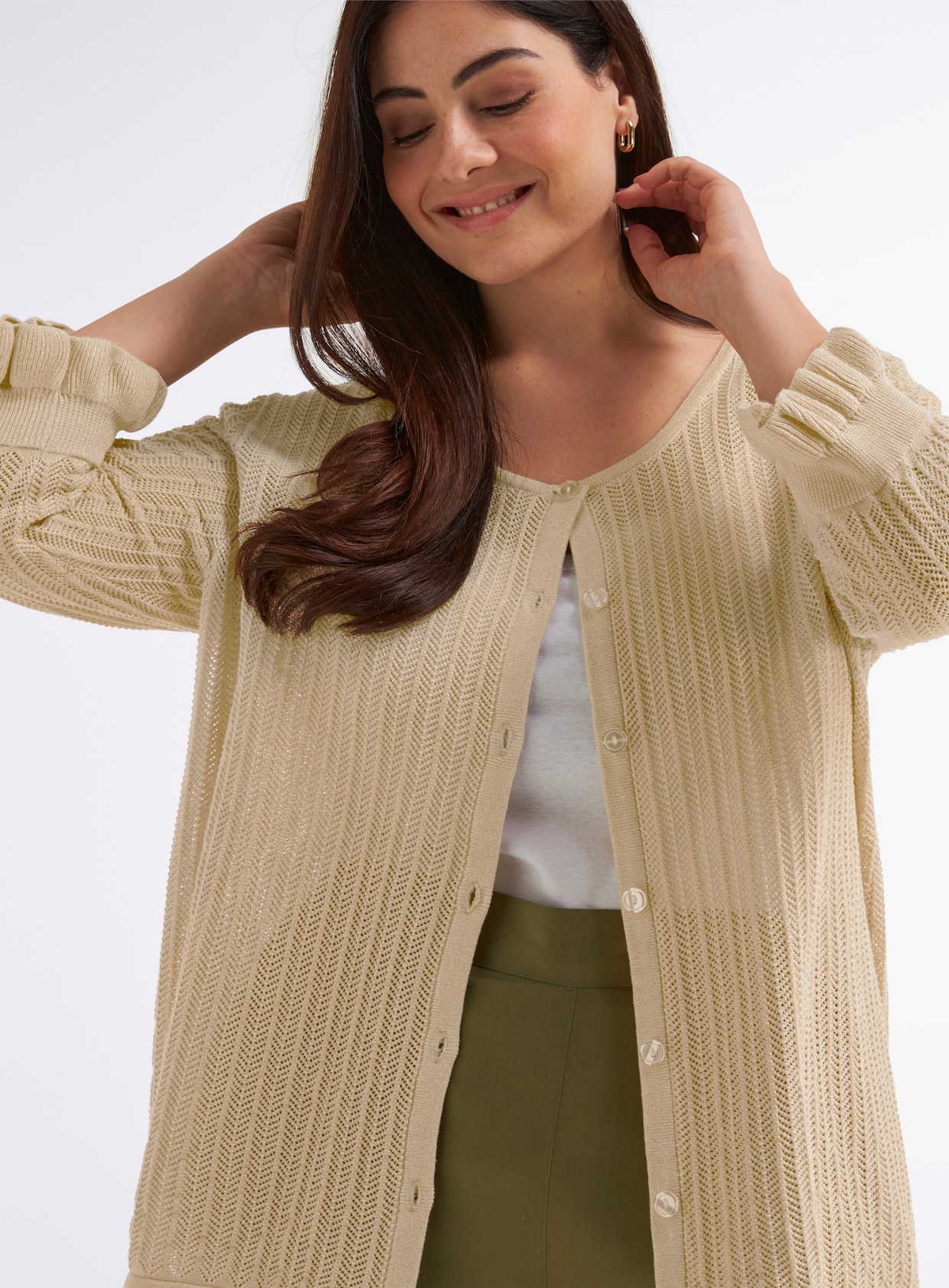 sheego Ajourstrickjacke mit Glanzgarn-Effekt - champagner-goldfarben