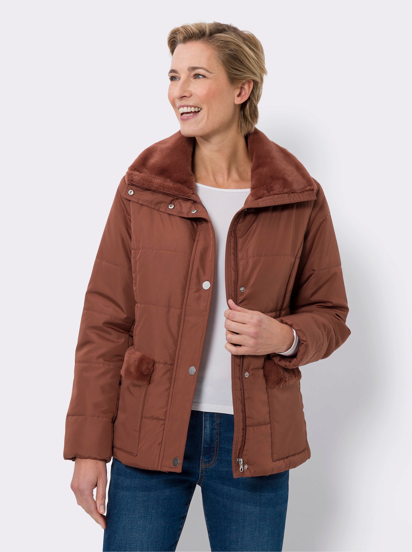Steppjacke mit Pelz-Imitat-Details - rotbraun