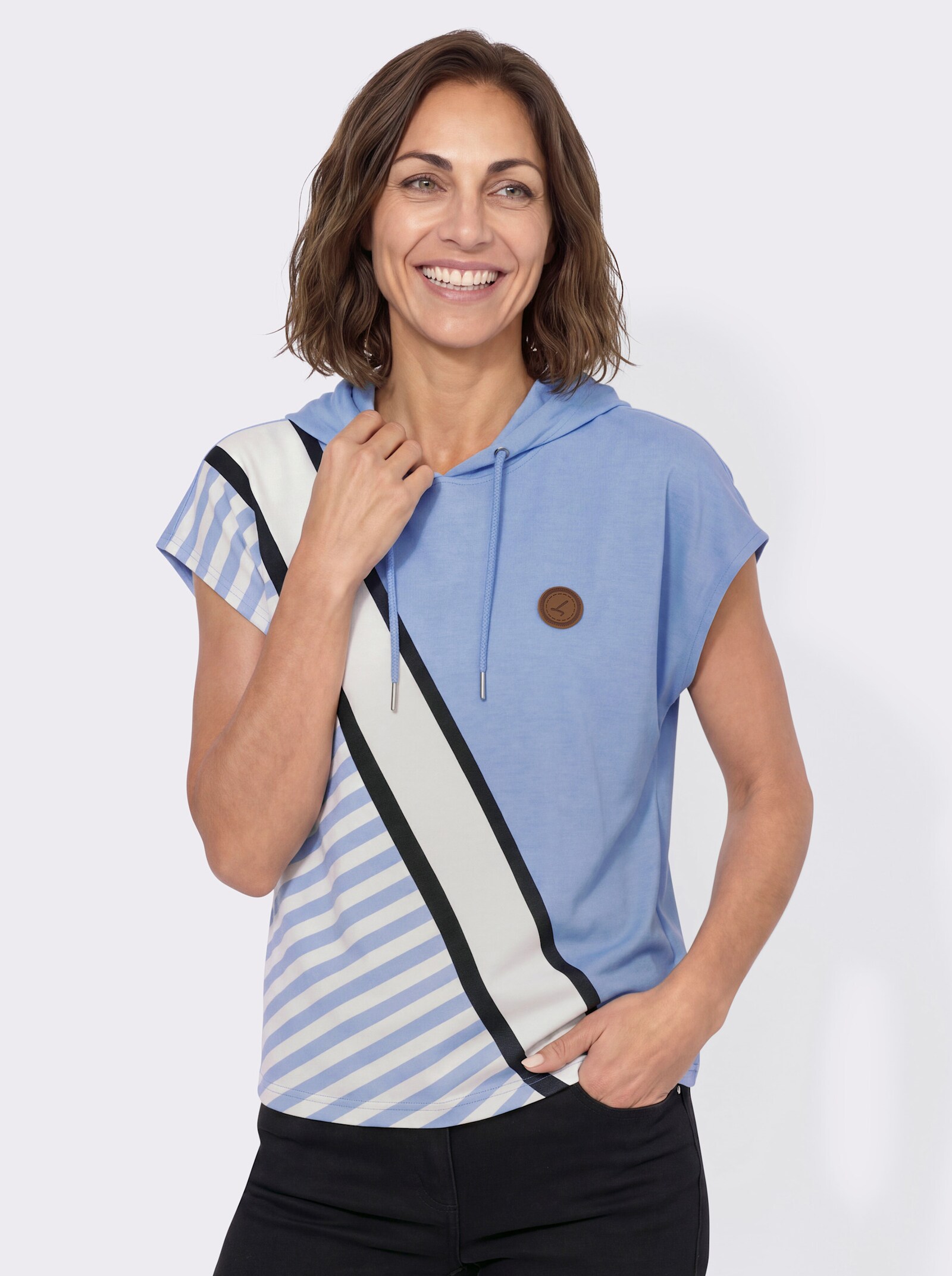 Kapuzenshirt mit Druckmuster vorne - himmelblau-ecru-bedruckt