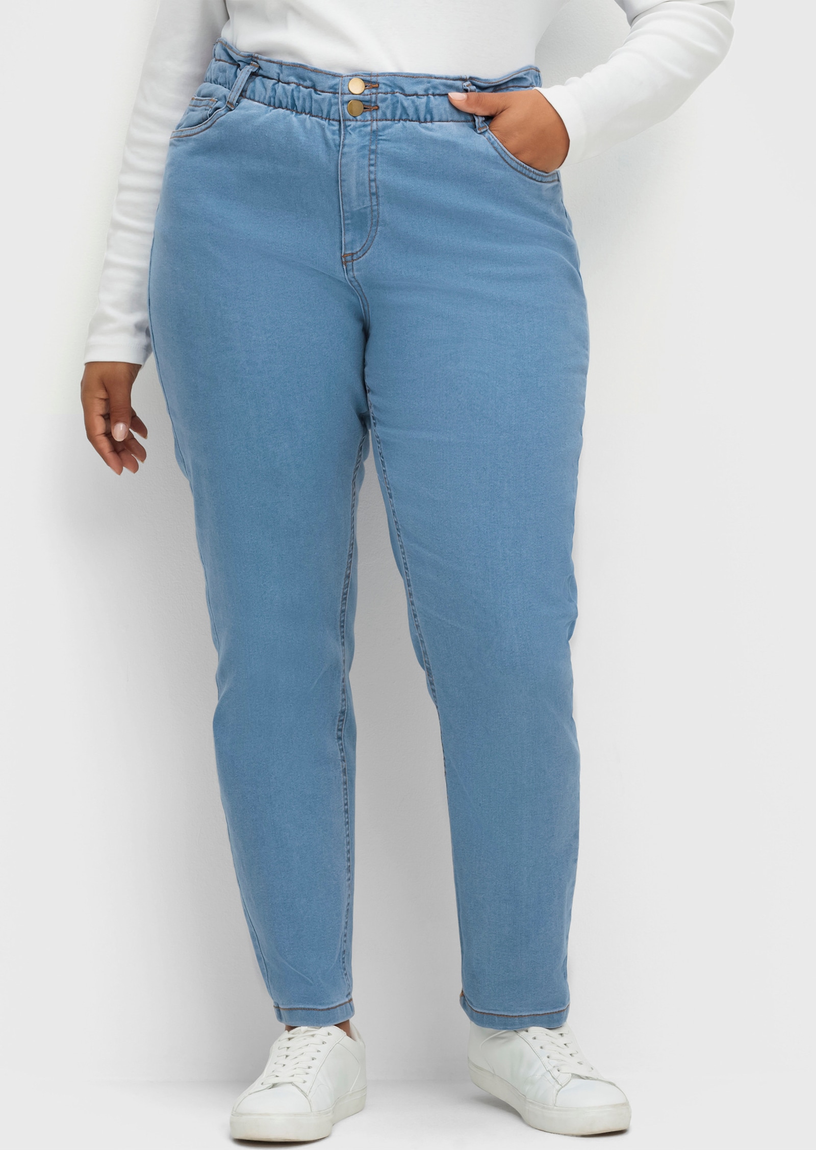 Jeans im Paperbag-Schnitt - blue-bleached