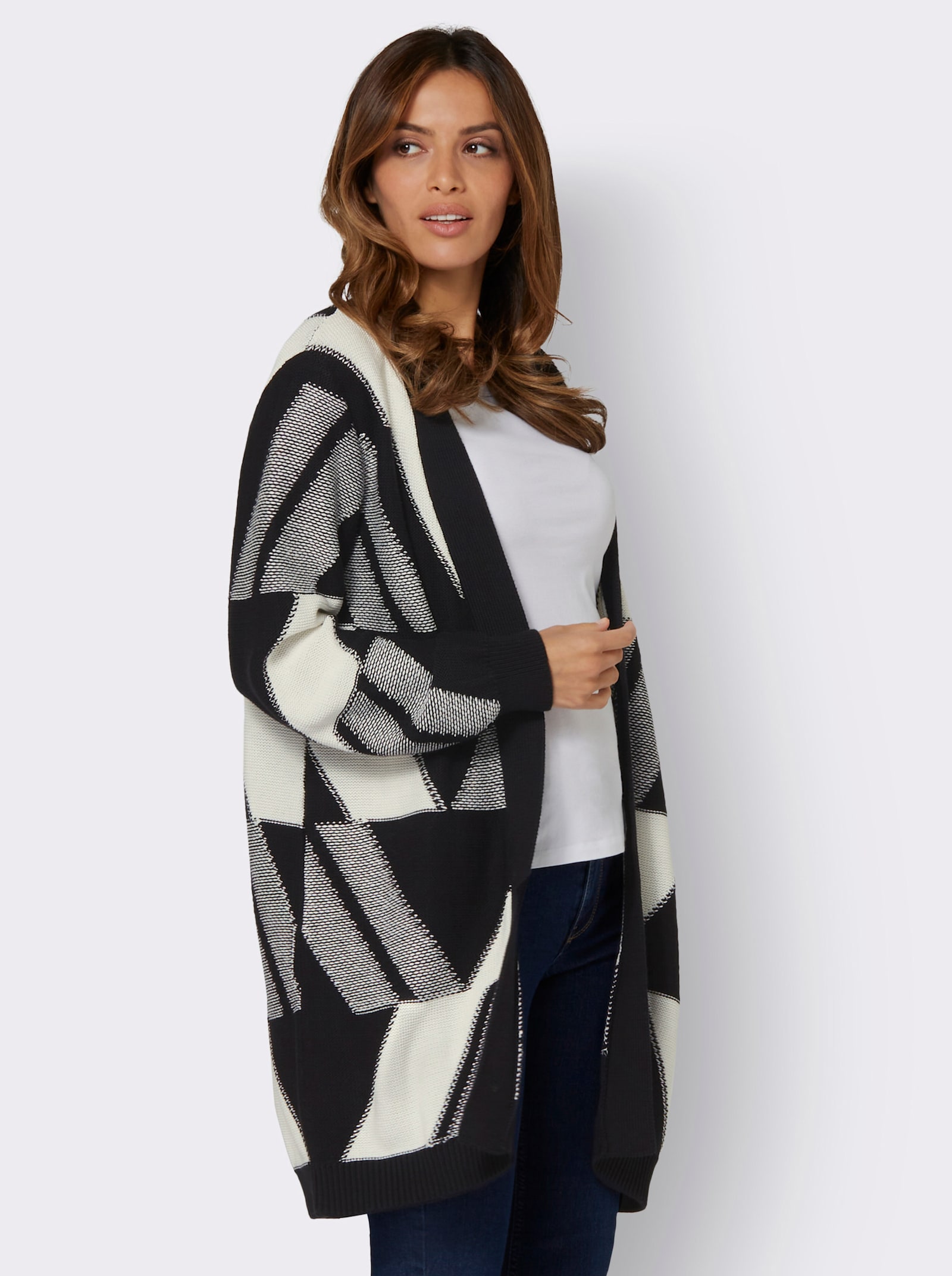 Strickmantel mit Jacquard-Muster, grafisch - schwarz-weiß-gemustert