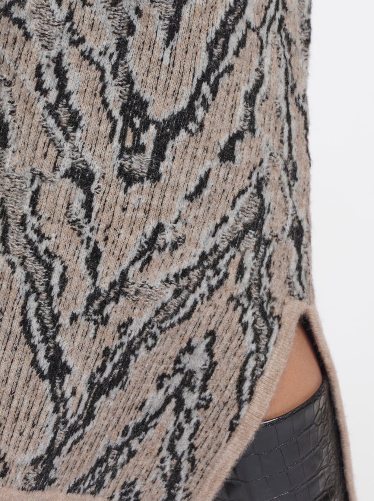 Tricot rok - zwart/zand gedessineerd