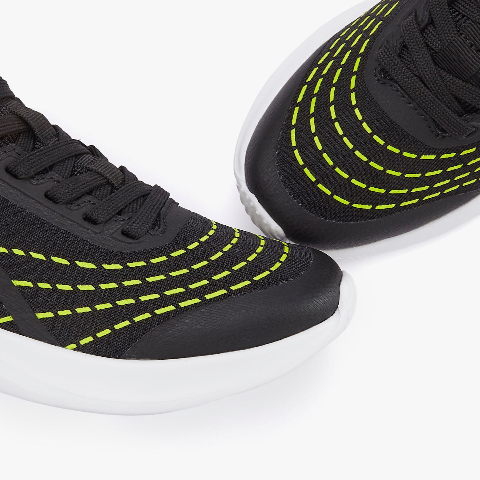 LASCANA Sneaker - schwarz/lime