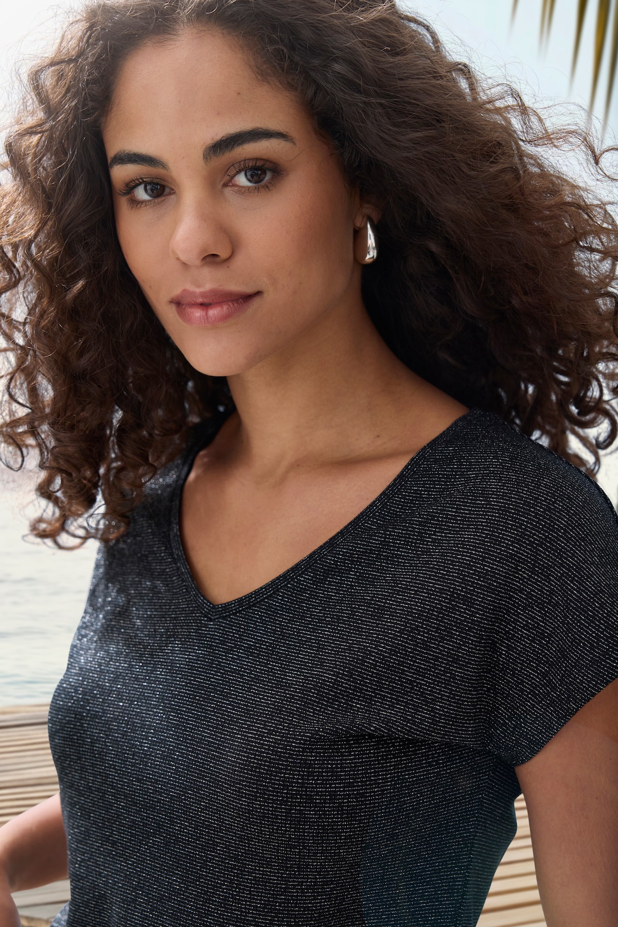 LASCANA Kurzarmshirt - schwarz