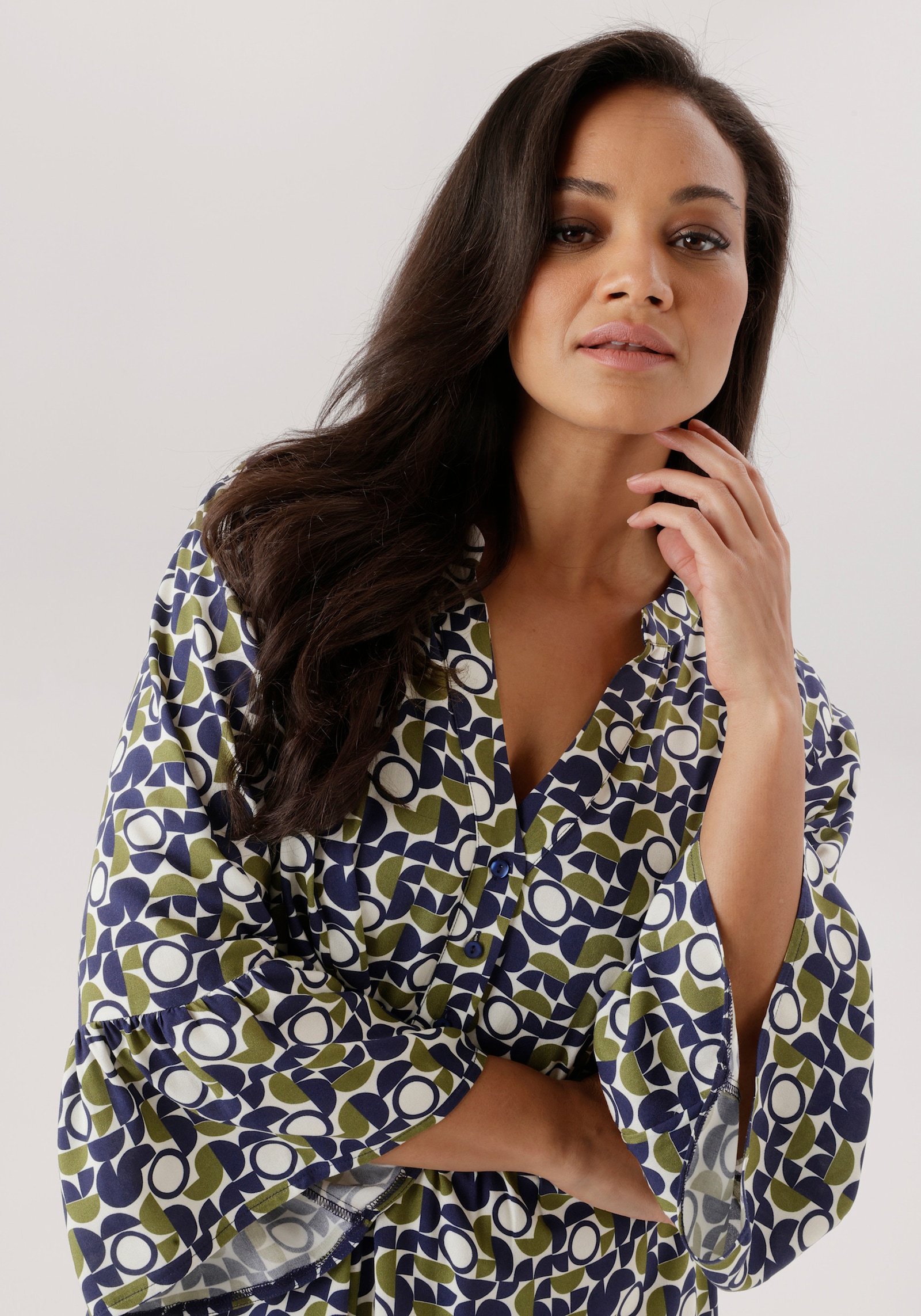 Aniston PLUS Sommerkleid - weiß-olive-blau