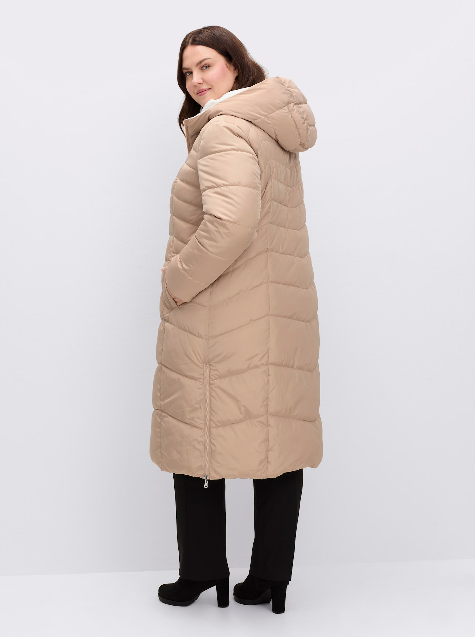 Steppmantel mit Wende-Funktion - ecru-taupe
