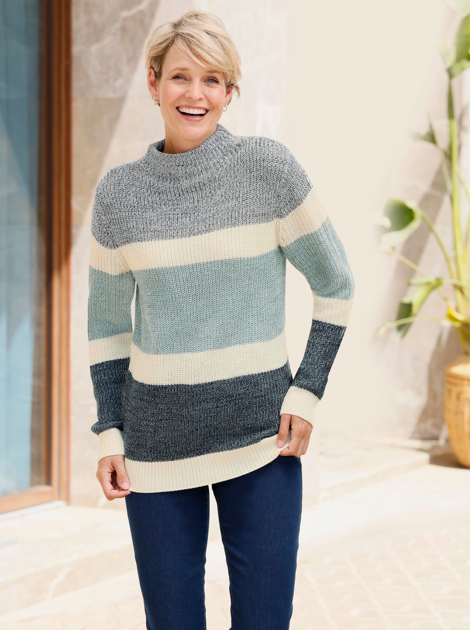 Langarm-Pullover in Streifen-Muster - jade-champagner-gemustert