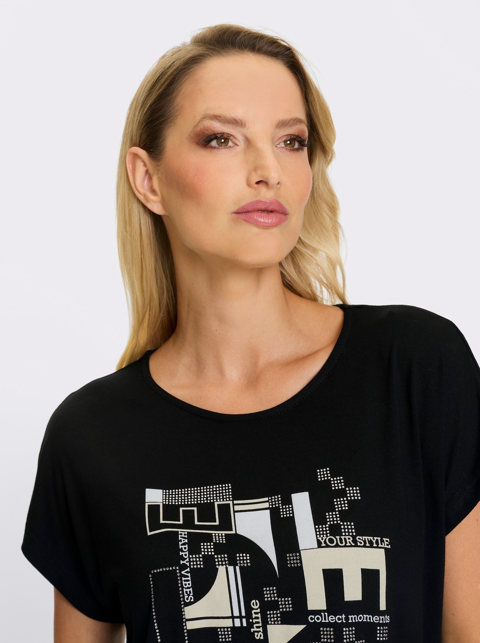 heine Kurzarmshirt mit glitzernden Steinchen - schwarz