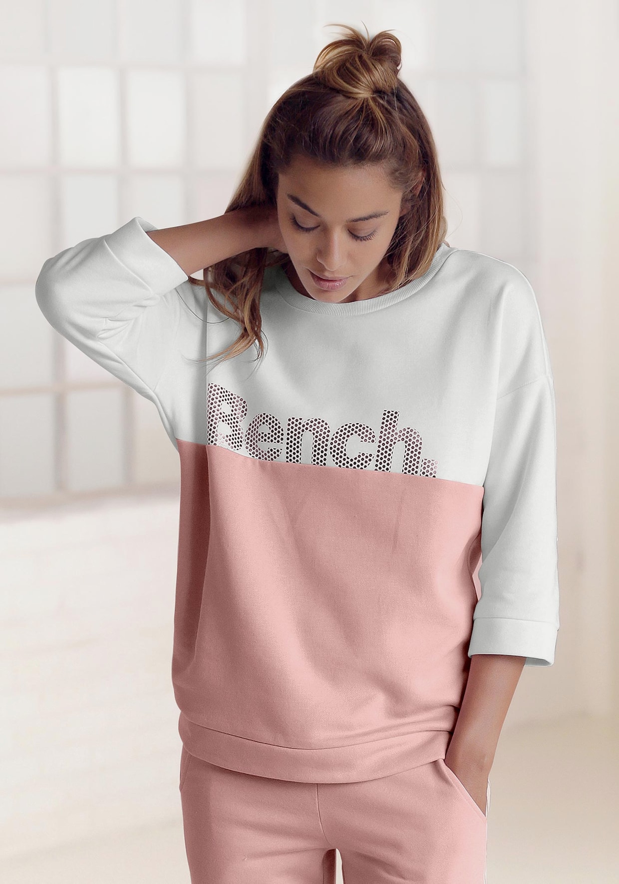 Bench. Sweatshirt - apricot-ecru