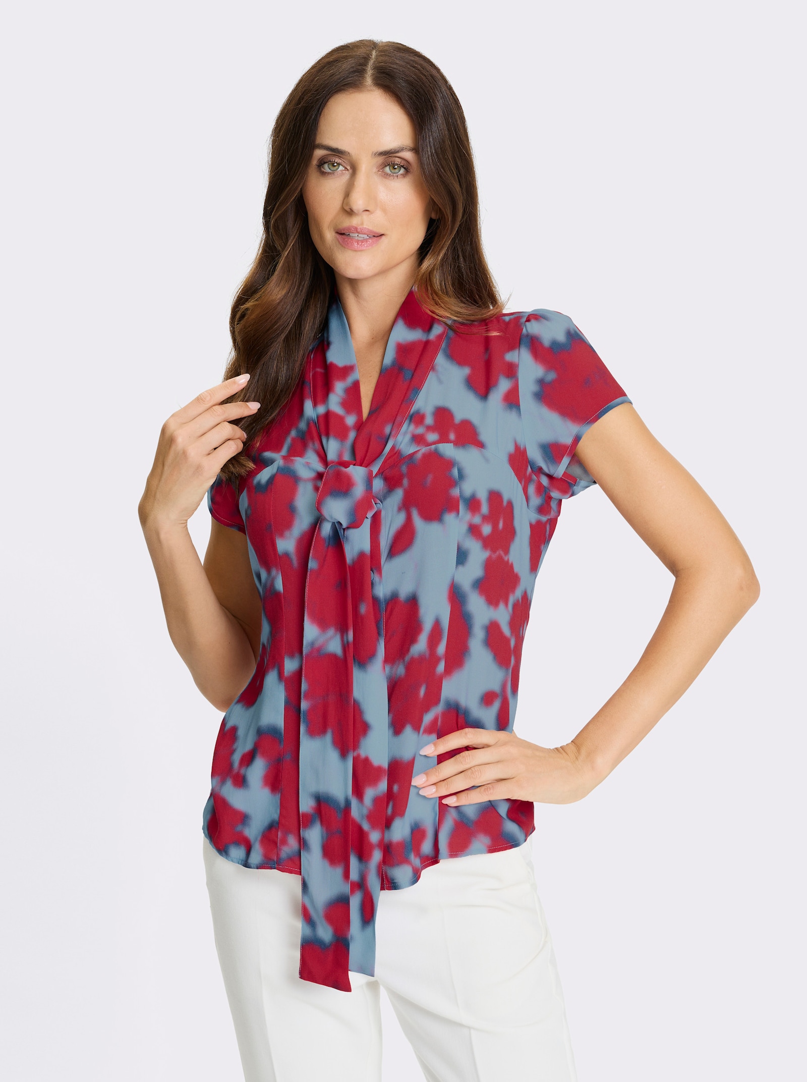 heine Kurzarm-Bluse mit Schluppe - erdbeere-eisblau-bedruckt