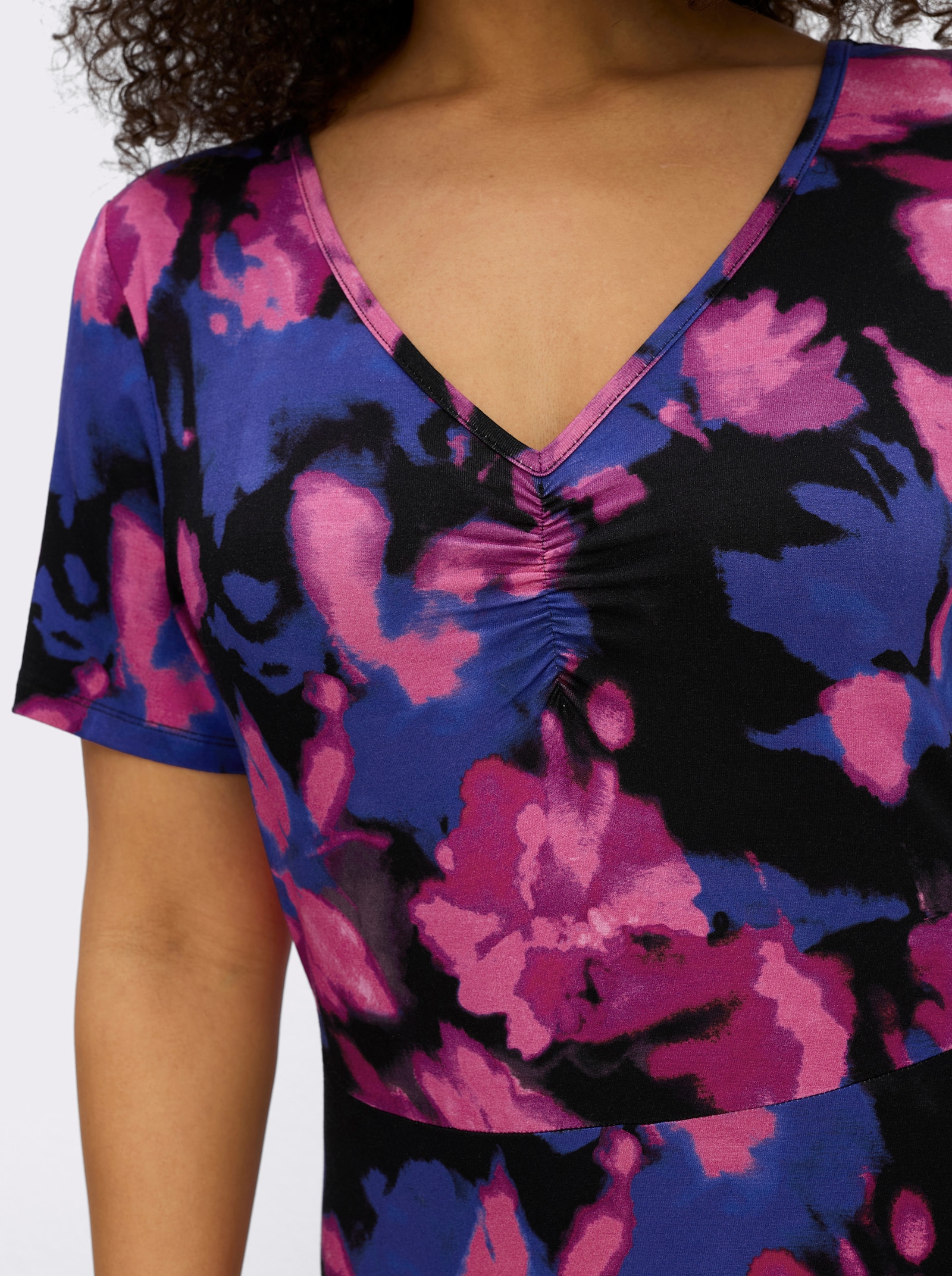 sheego by Joe Browns Jerseykleid mit leuchtendem Blumenmuster - schwarz-pink-gemustert