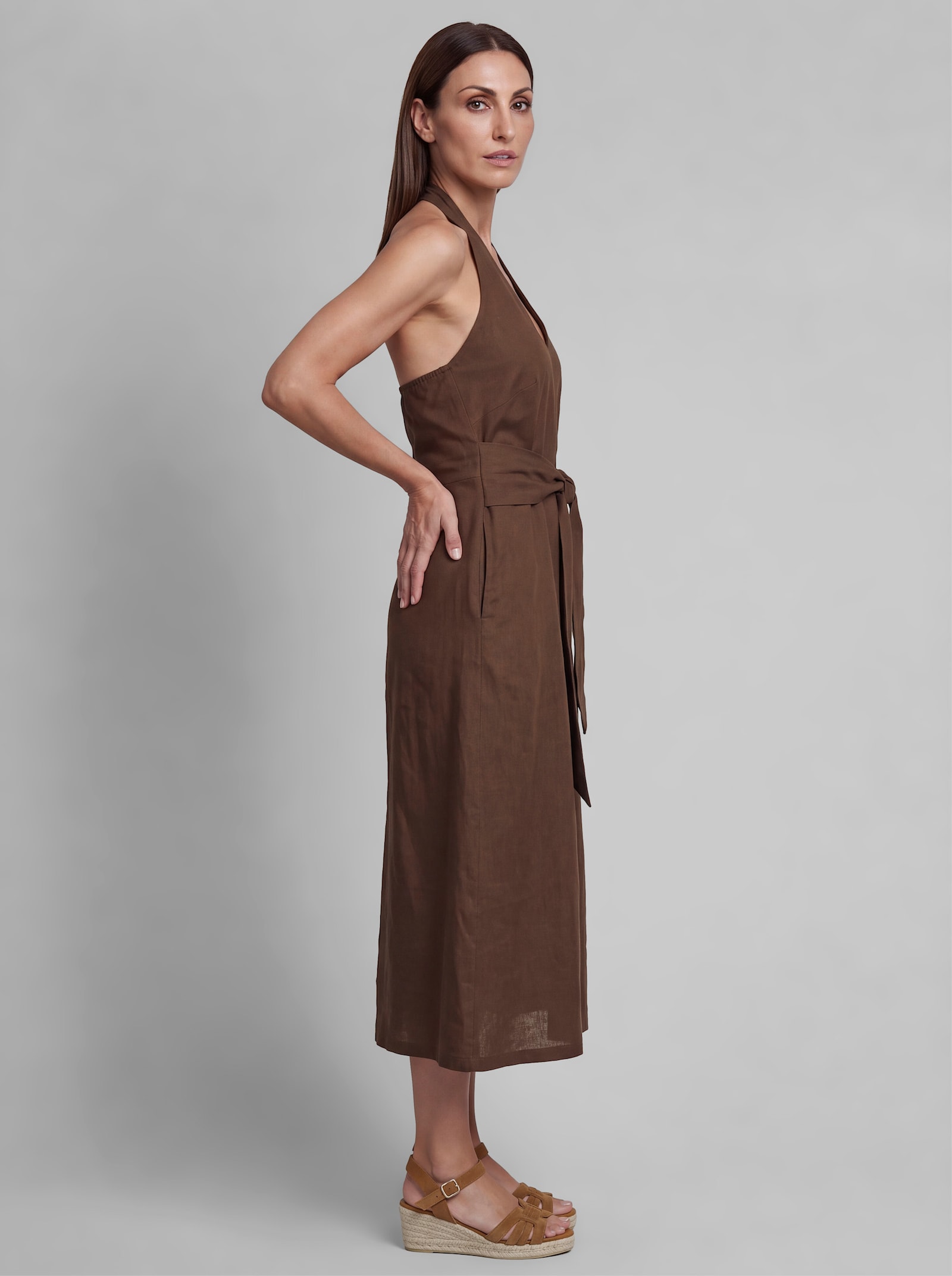 heine Neckholderkleid aus Leinen-Viskose-Mischung - schoko