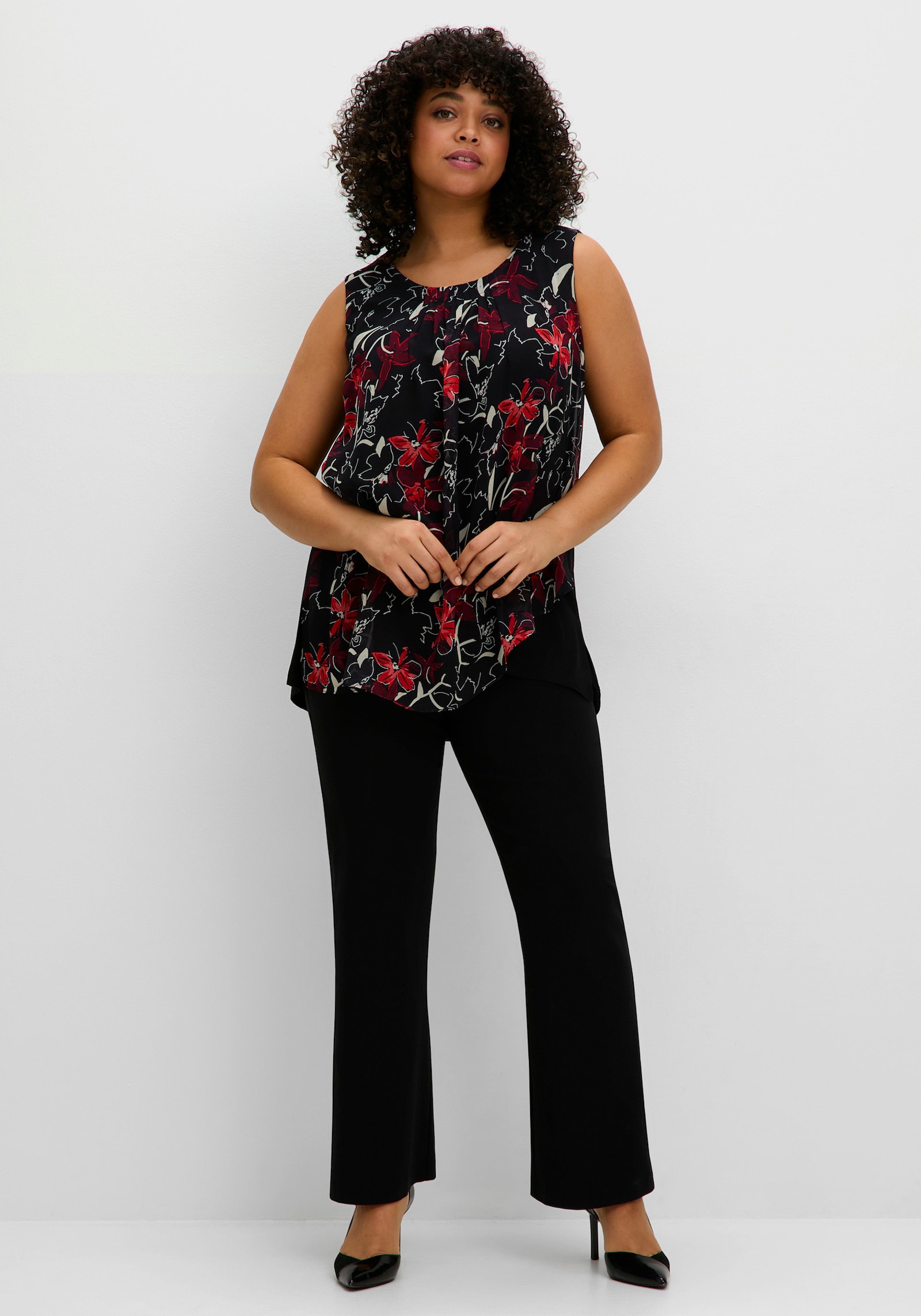 sheego Blusentop in Lagenoptik - schwarz-gemustert