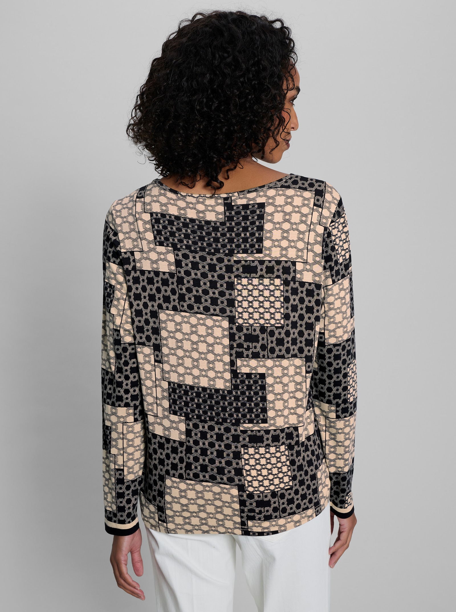 heine Langarmshirt mit Grafik-Print - sand-schwarz-bedruckt