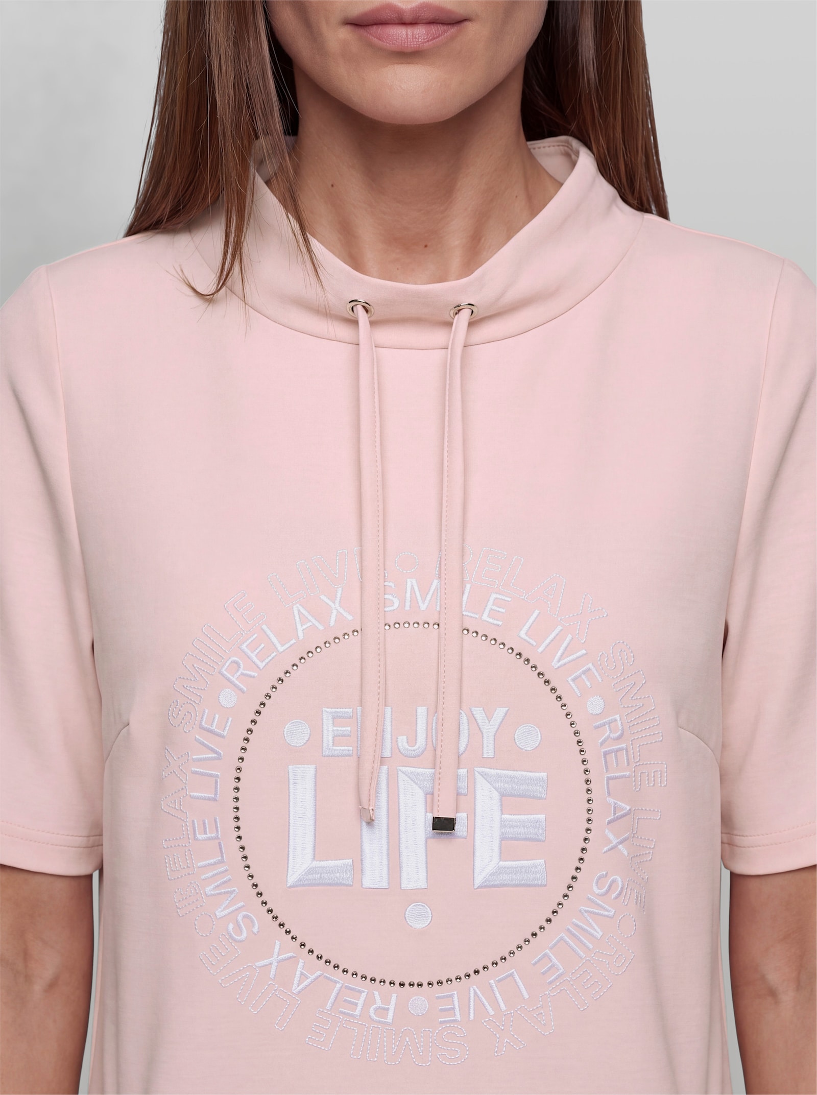 heine Freizeitkleid mit Stickerei - hellrosé-weiß