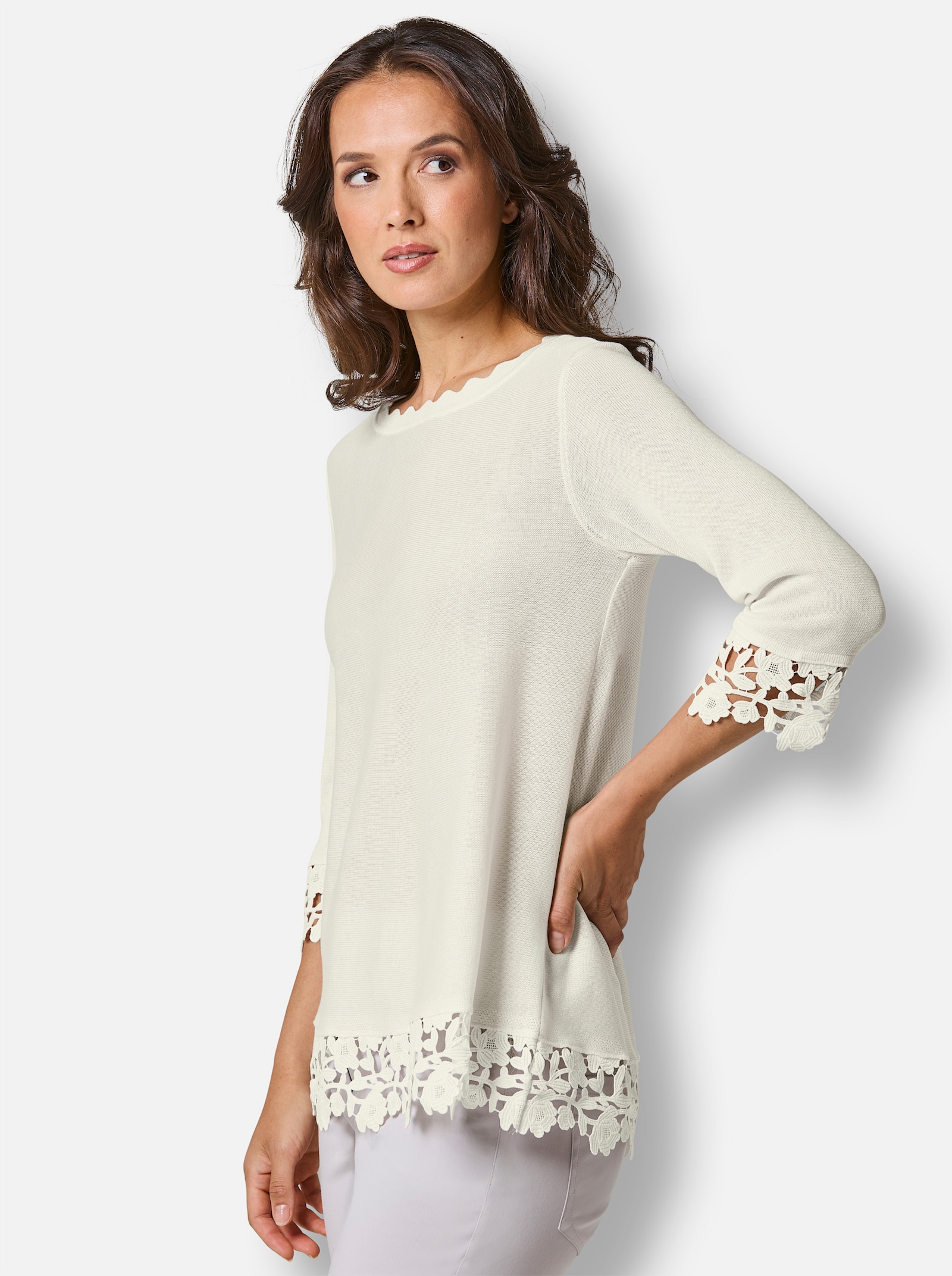 CREATION L PREMIUM Feinstrickpullover mit breitem Spitzenabschlusss - ecru