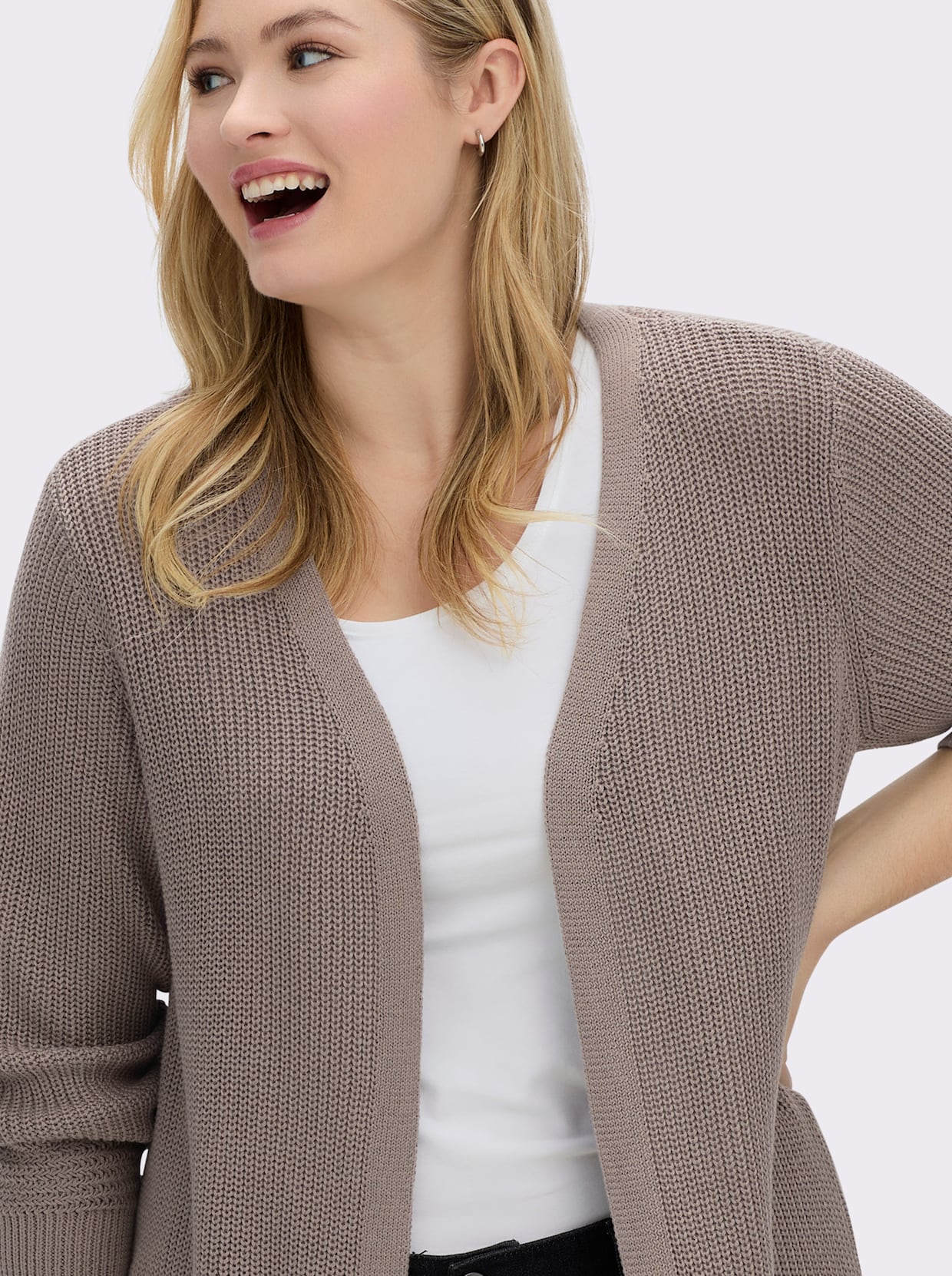 Longstrickjacke in passformgerechter Verarbeitung - taupe