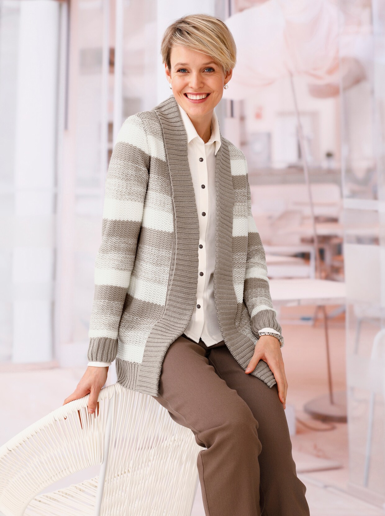 Strickjacke - sesam-ecru-geringelt