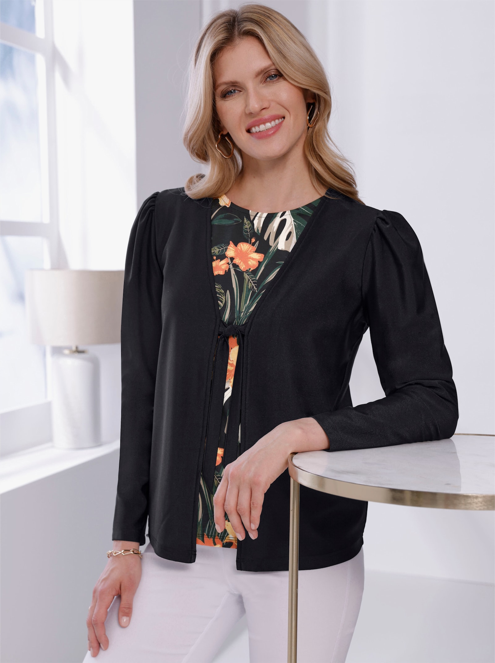 Halenka s páskem na zavázání - černá