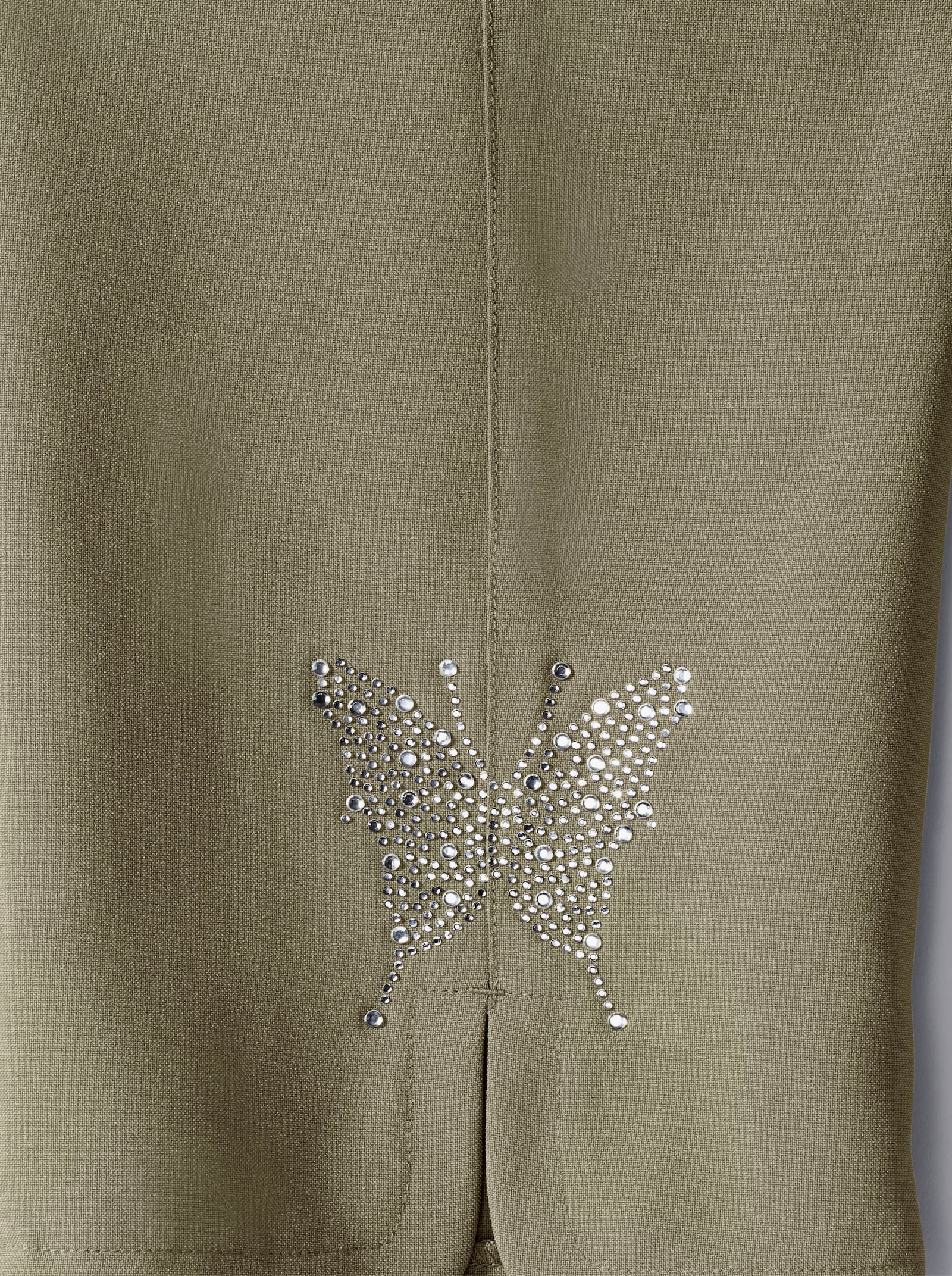 Caprihose mit glitzernder Schmetterlings-Applikation - oliv