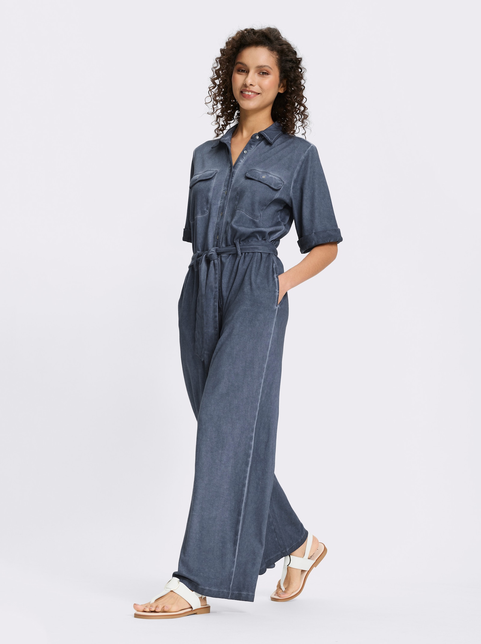 heine Jumpsuit mit Bindegürtel - jeansblau