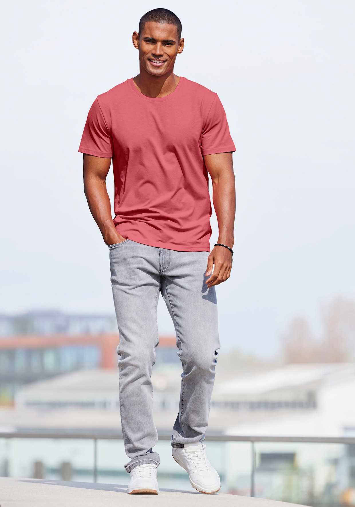 AUTHENTIC LE JOGGER T-shirt - koraal/wit