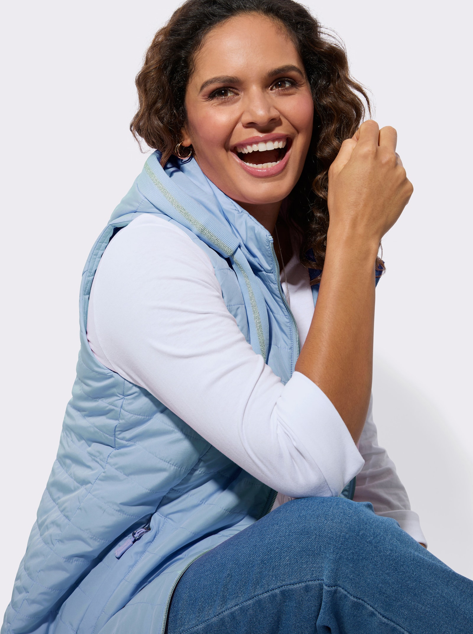 Steppweste mit Glitzer-Details - hellblau