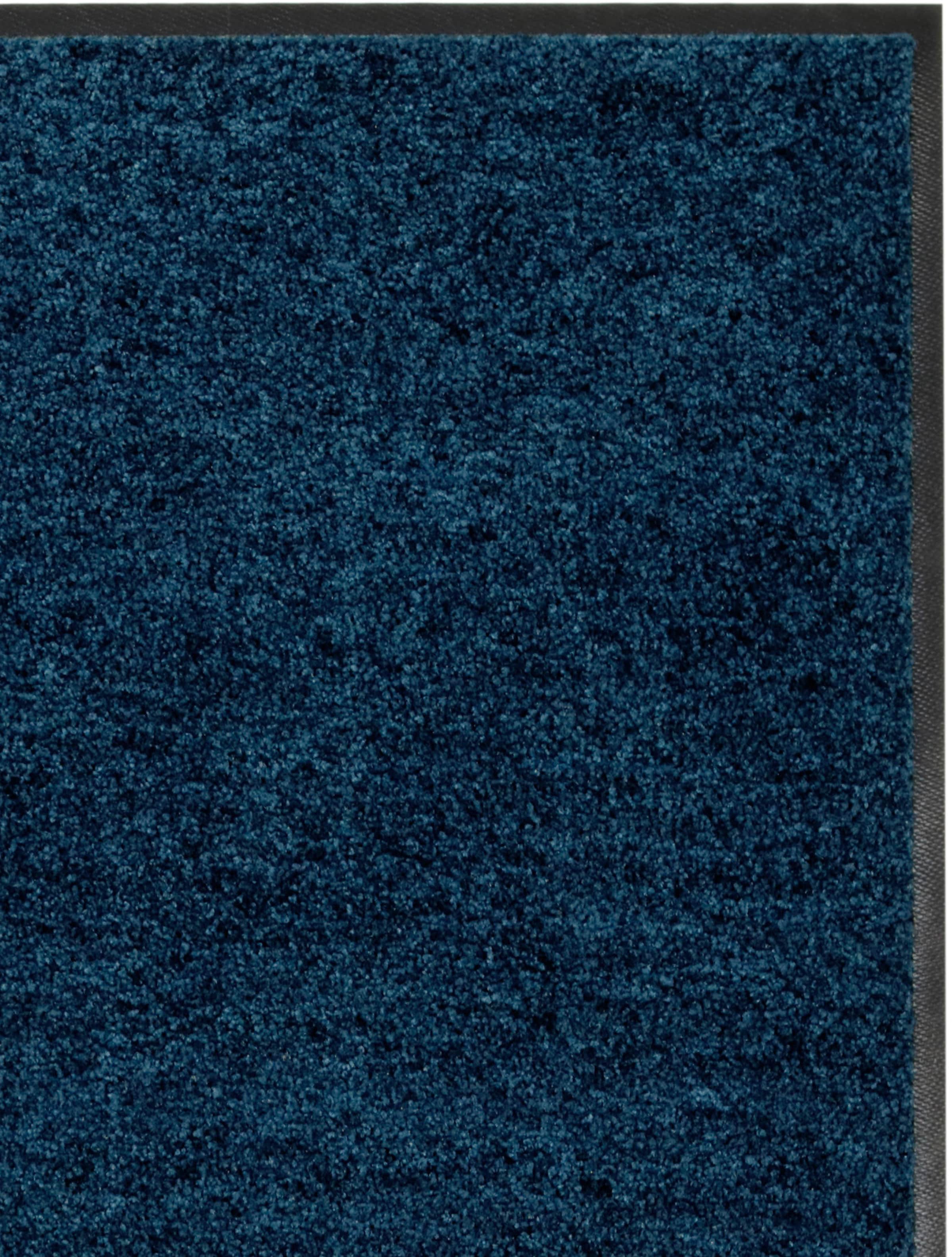 EM Germany günstig Kaufen-Fußmatte in dunkelblau von Salonloewe. Fußmatte in dunkelblau von Salonloewe <![CDATA[Fußmatte Quadratisch. Wetterfest, für drinnen und draußen. Made in Germany. Rückseite aus rutschfestem Gummi. Äußerst strapazierfähig. PVC-frei. Für Fu