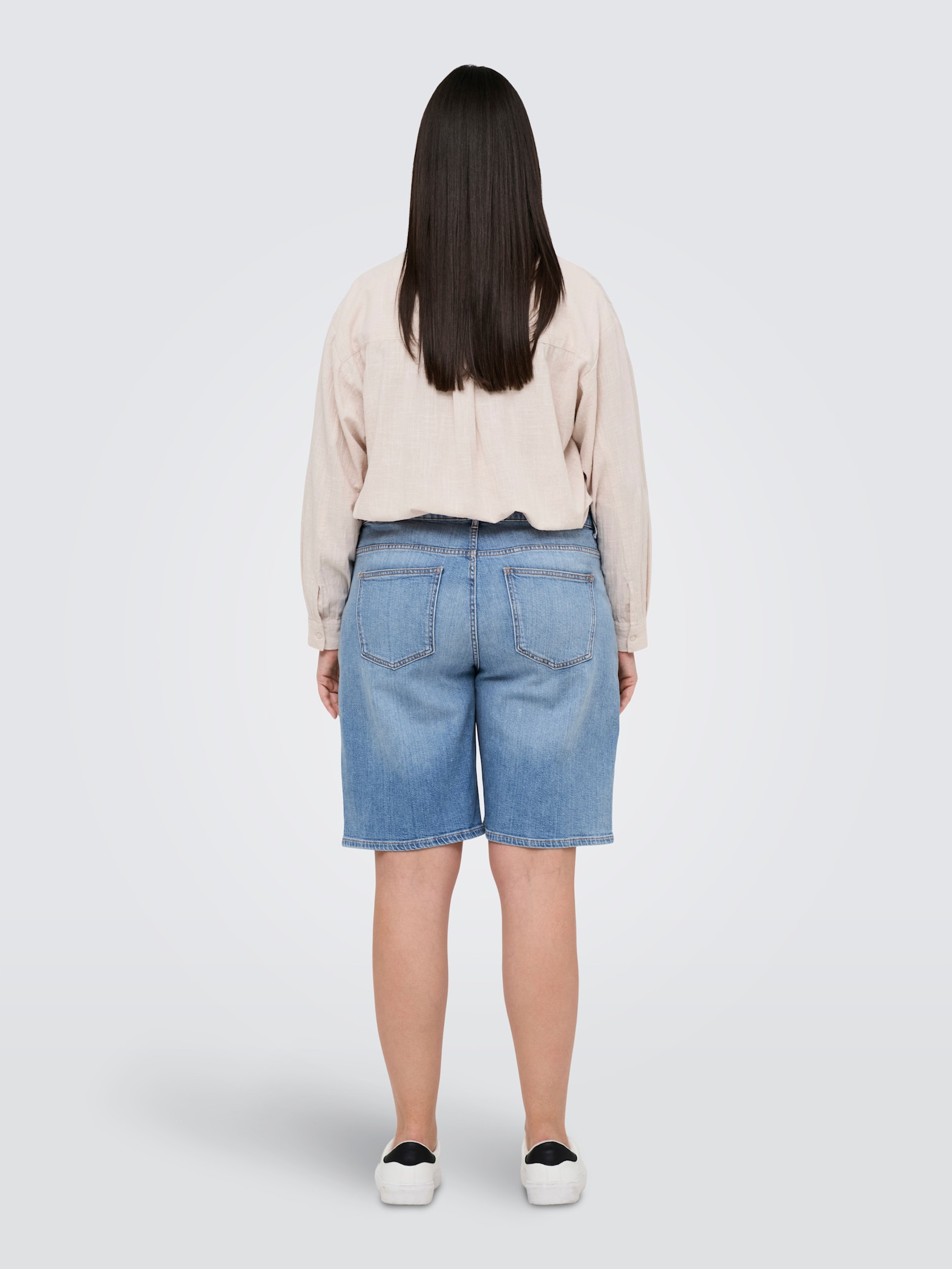 ONLY CARMAKOMA Jeansshorts - light blue denim