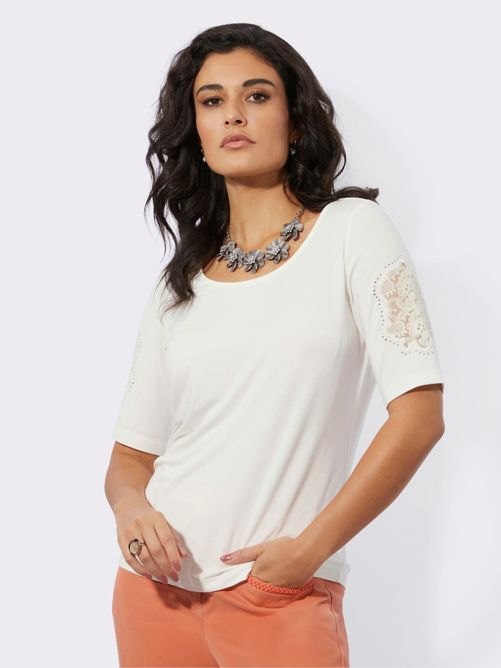  Rundhalsshirt mit Spitze und Glitzersteinchen - ecru